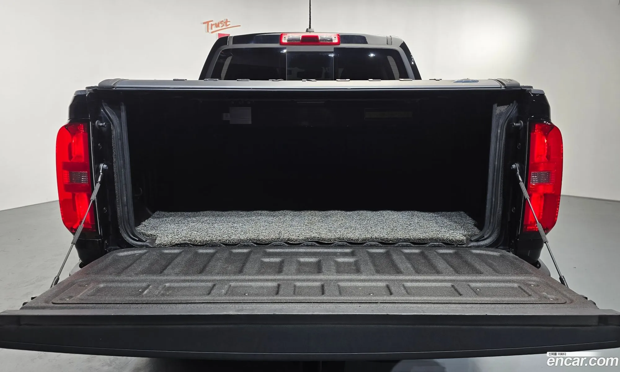 Chevrolet (GM Daewoo) Real New Colorado 2022 — 33