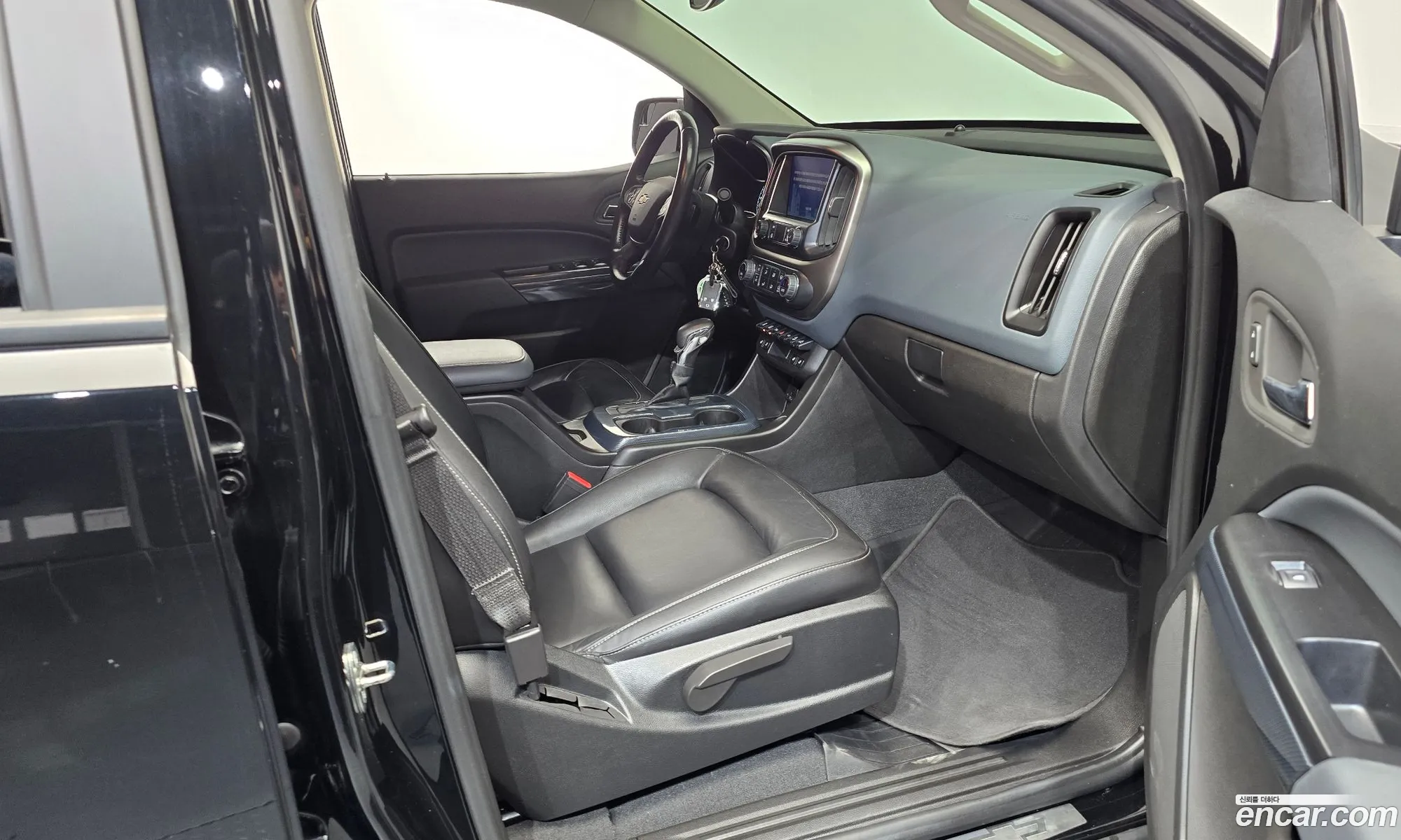 Chevrolet (GM Daewoo) Real New Colorado 2022 — 25