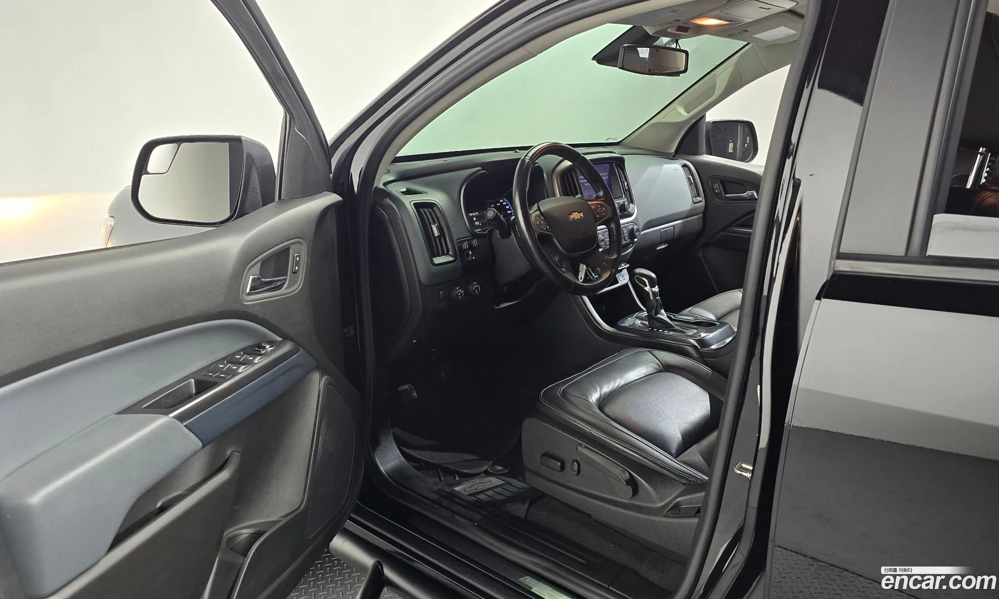 Chevrolet (GM Daewoo) Real New Colorado 2022 — 27