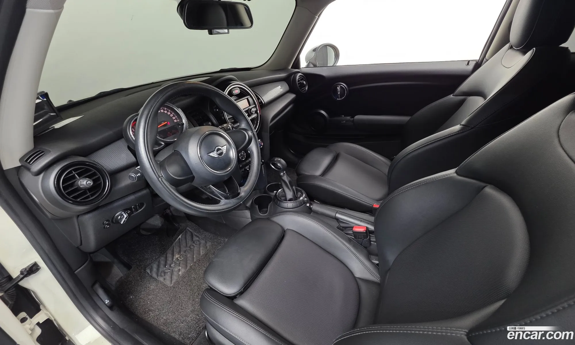 Mini Cooper 2016 WMWXP510XG3A98498 — 9