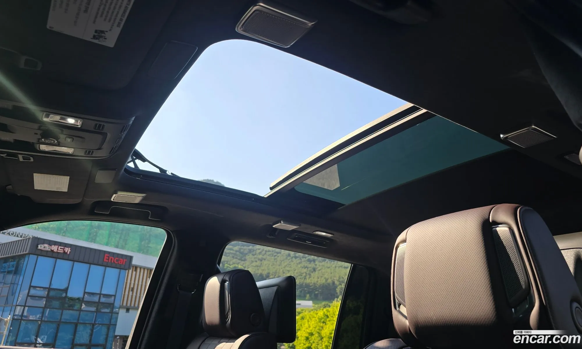 Cadillac Escalade 2023 — 7