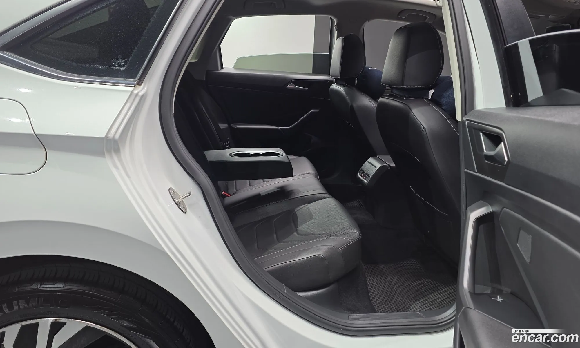 Volkswagen Jetta 7th Gen 2021 — 3