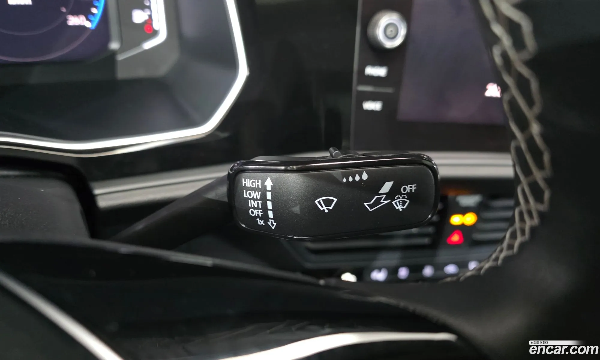 Volkswagen Jetta 7th Gen 2021 — 24