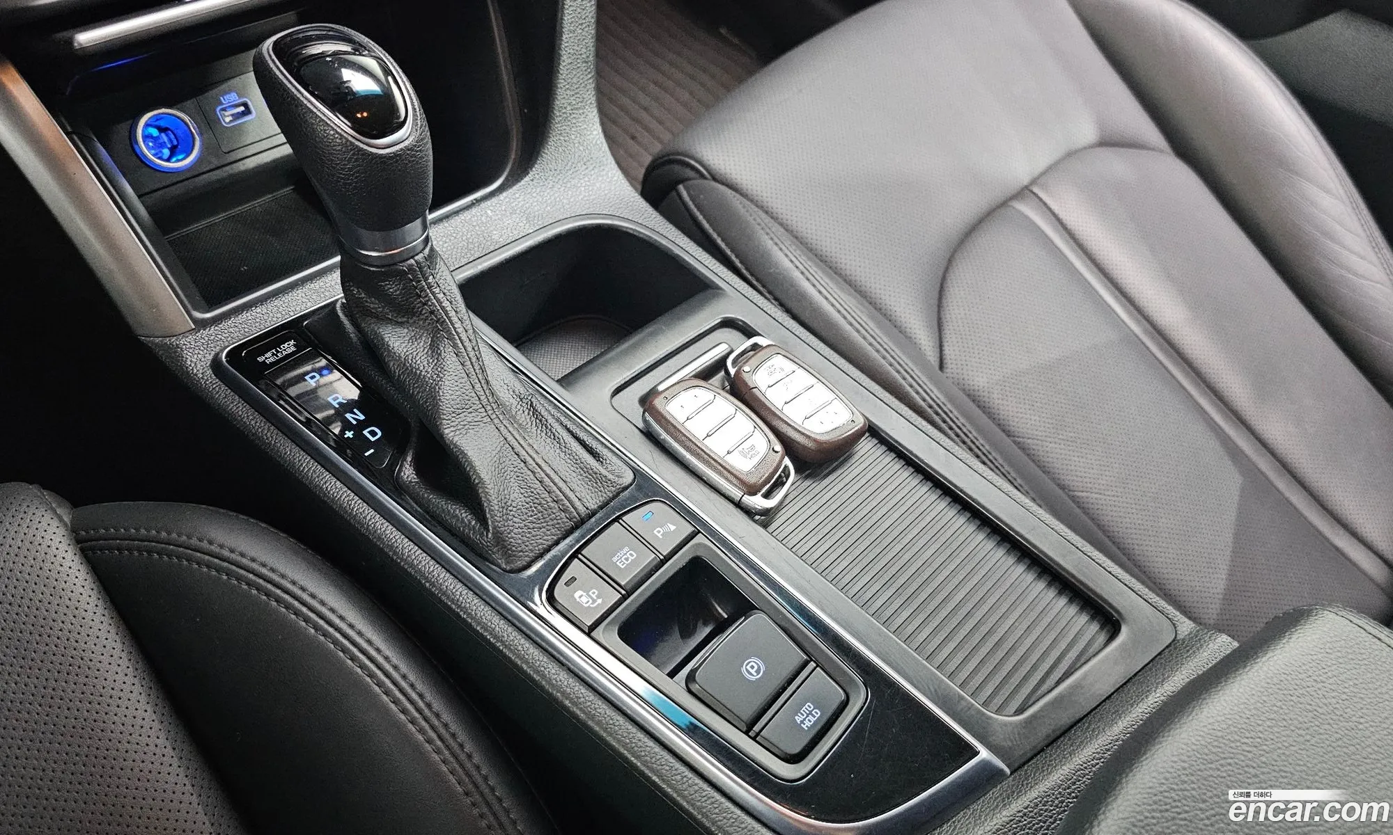 Hyundai LF Sonata 2014 — 17