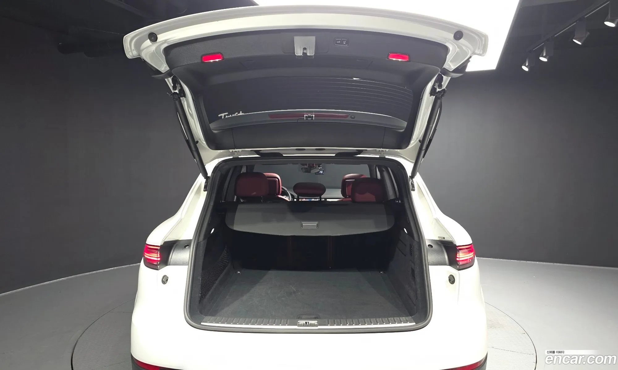 Porsche Cayenne 2019 WP1AA29Y9KDA24829 — 32