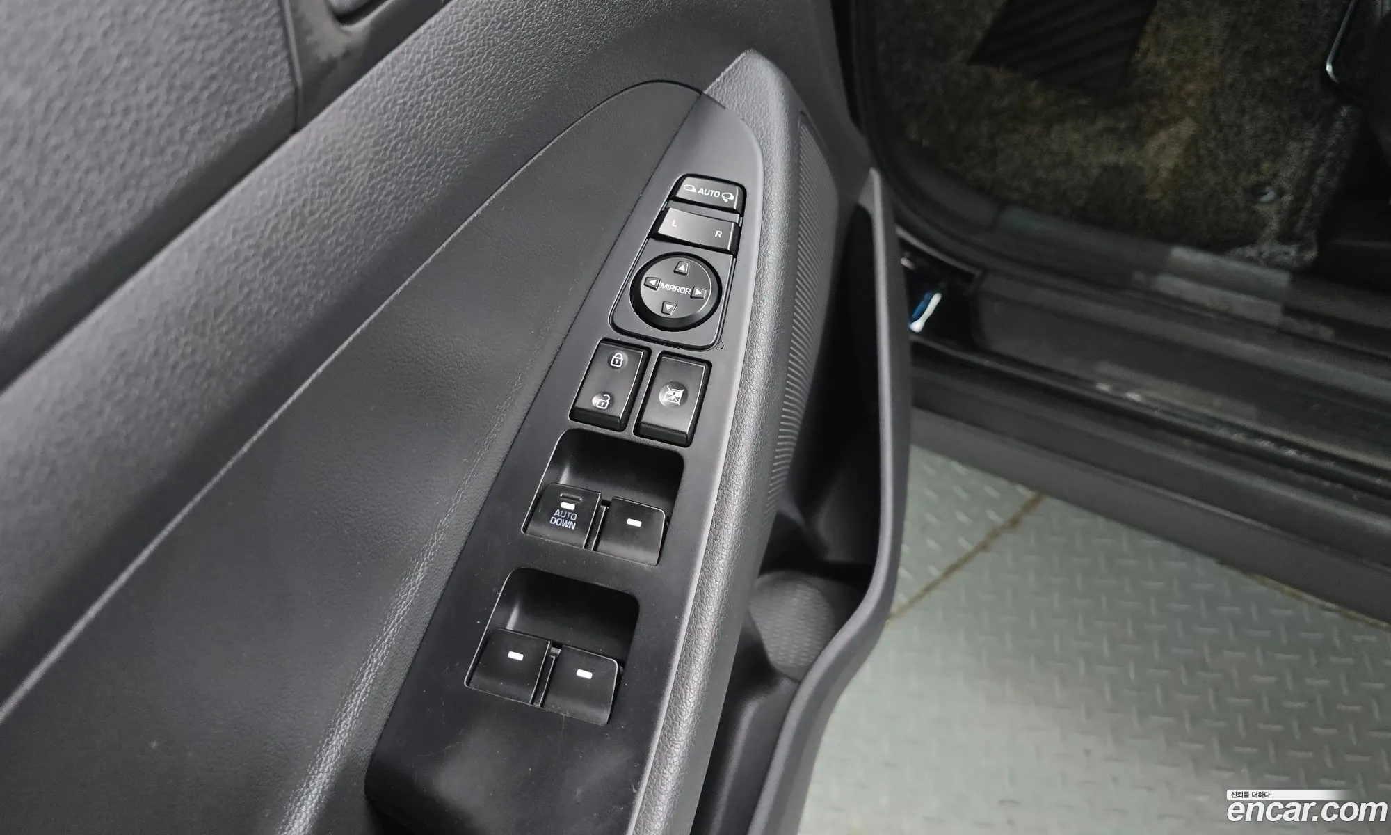 Hyundai Tucson 2017 — 25