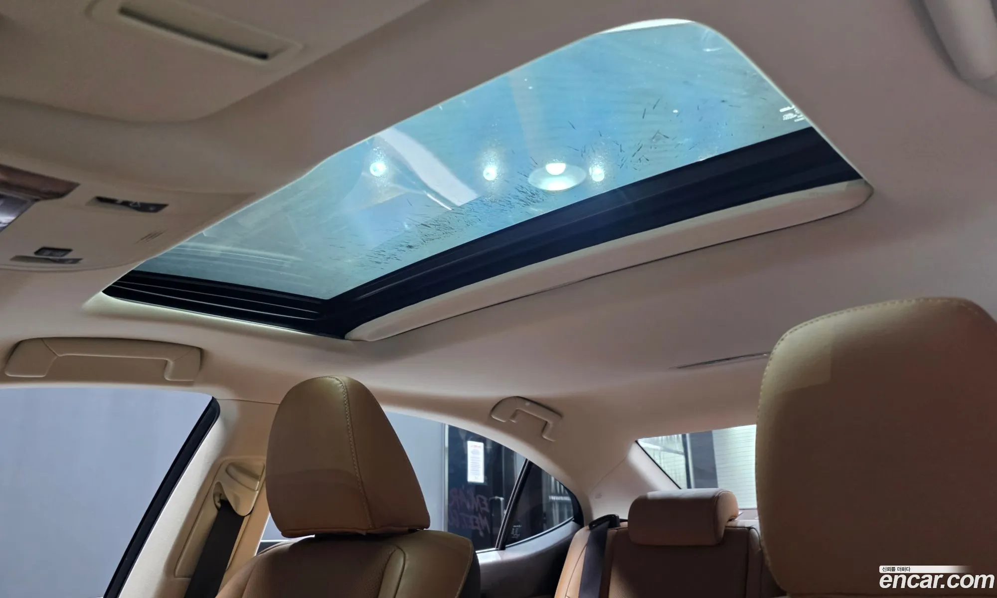 Lexus ES300h 2017 — 9