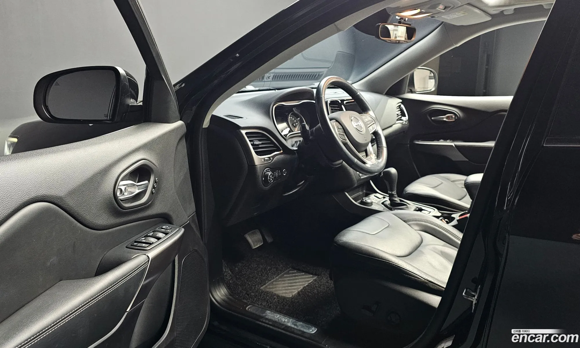 Jeep Cherokee 2020 1C4PJMDB2LD508515 — 2