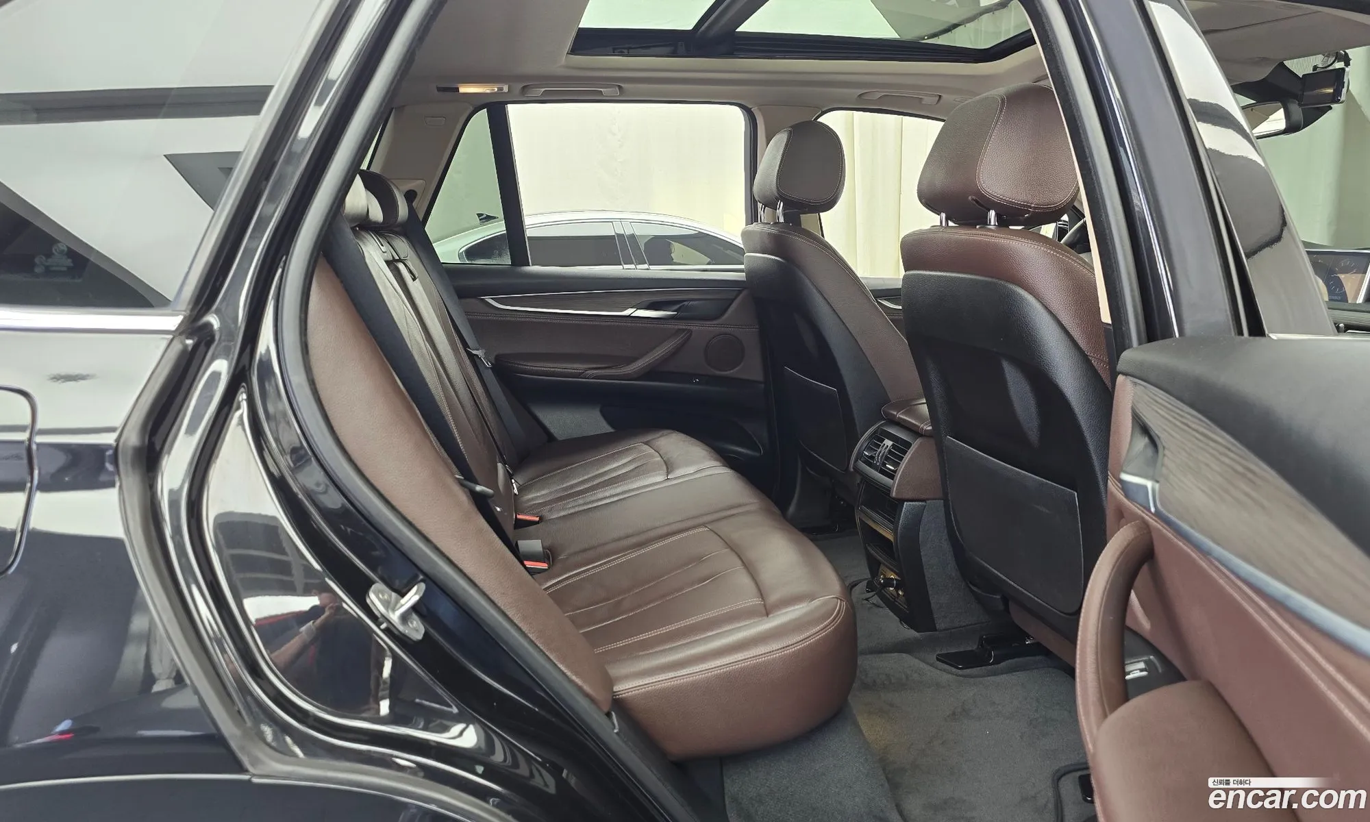 BMW X5 2017 — 7