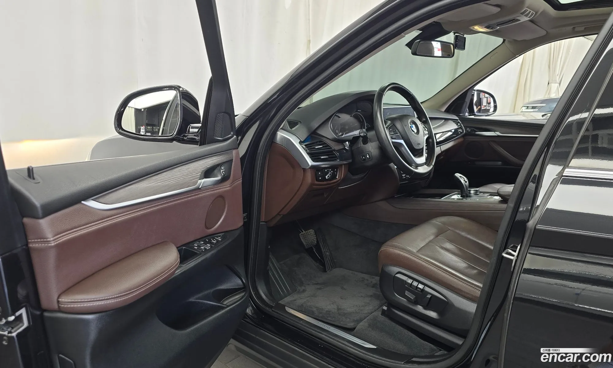 BMW X5 2017 — 16