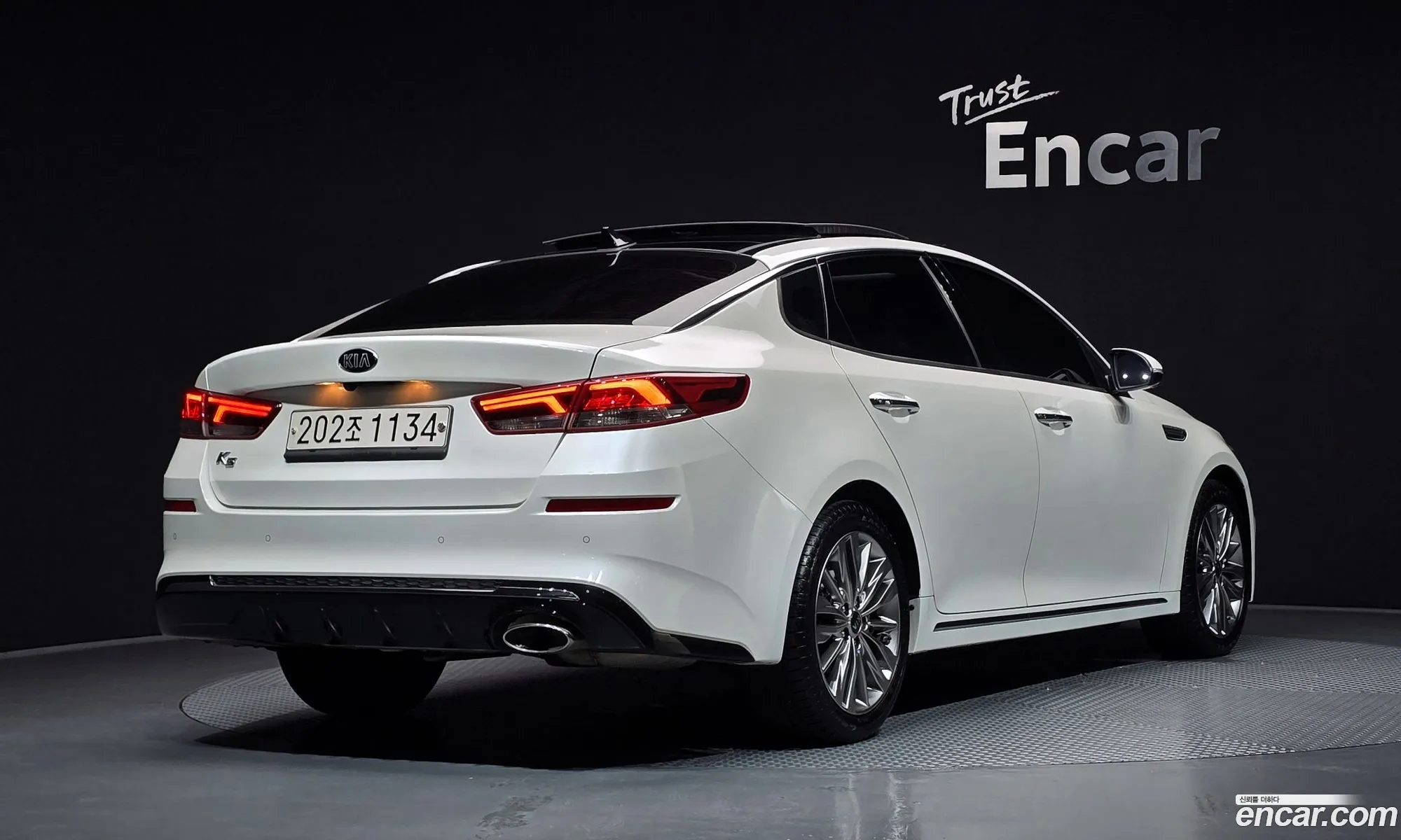 Kia K5 2019 — 12