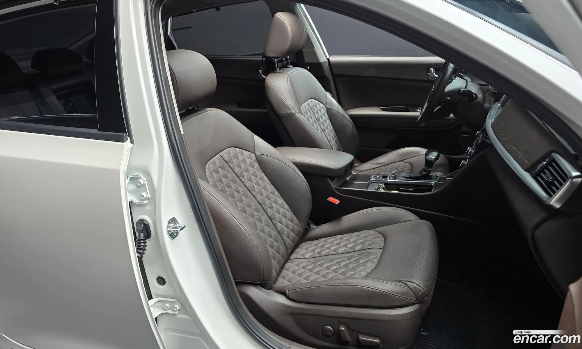 Kia K5 2019 — 9