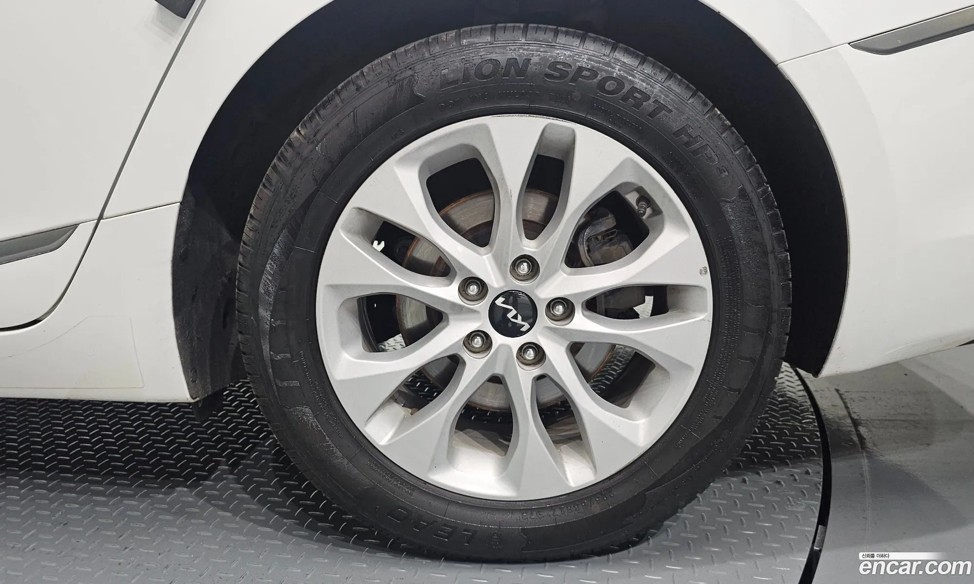 Kia K8 2022 — 30