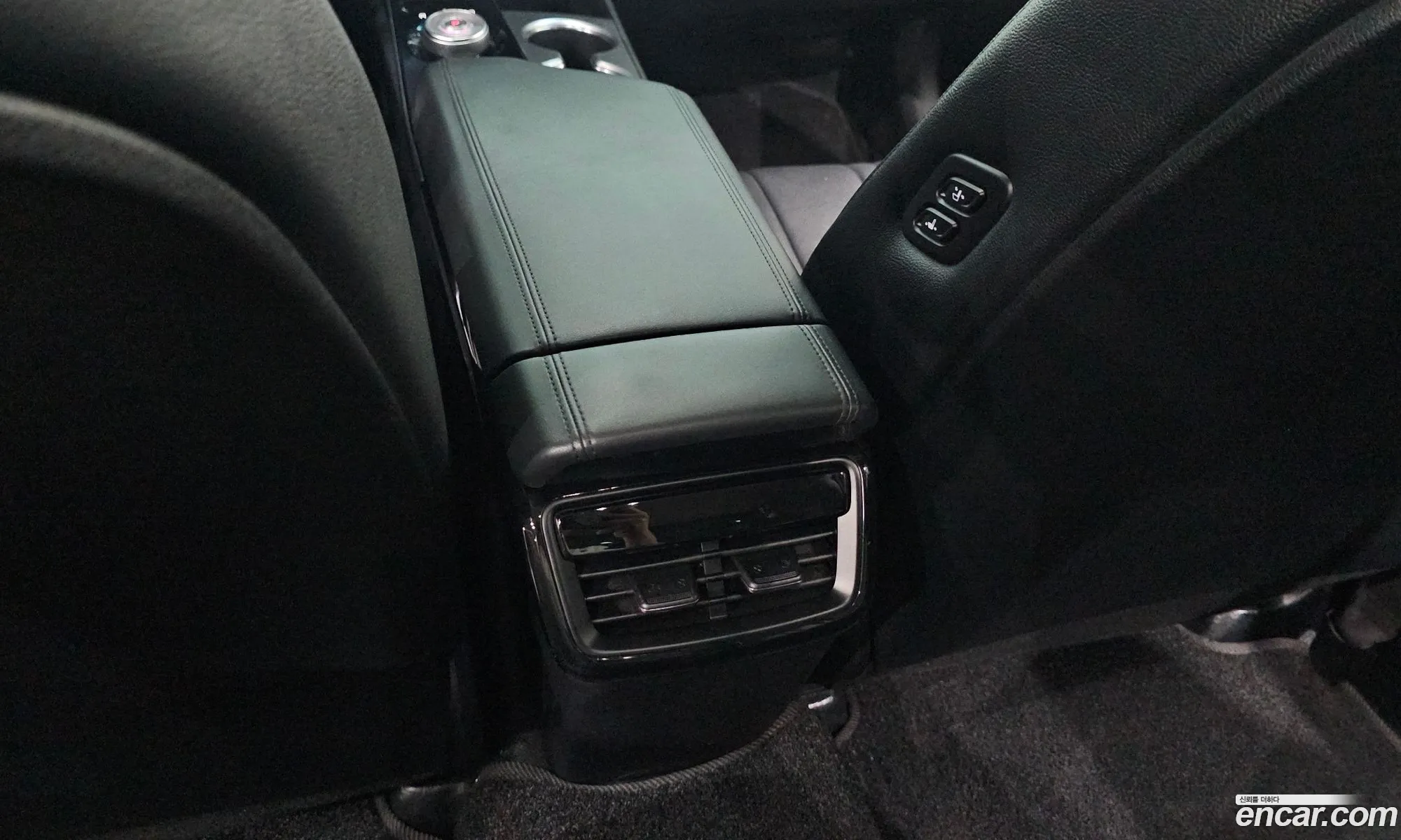 Kia K8 2022 — 28