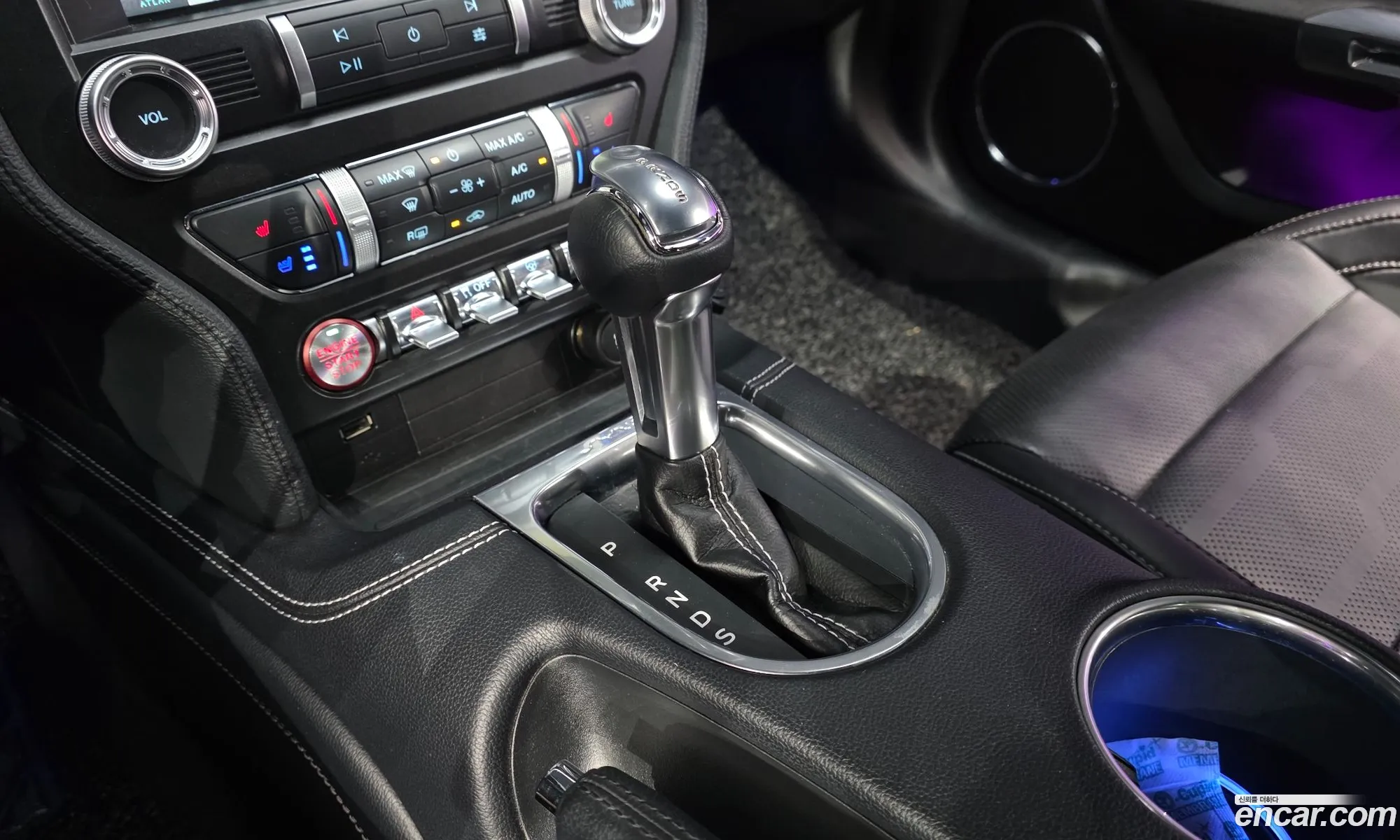 Ford Mustang 2019 1FA6P8THXK5202989 — 13