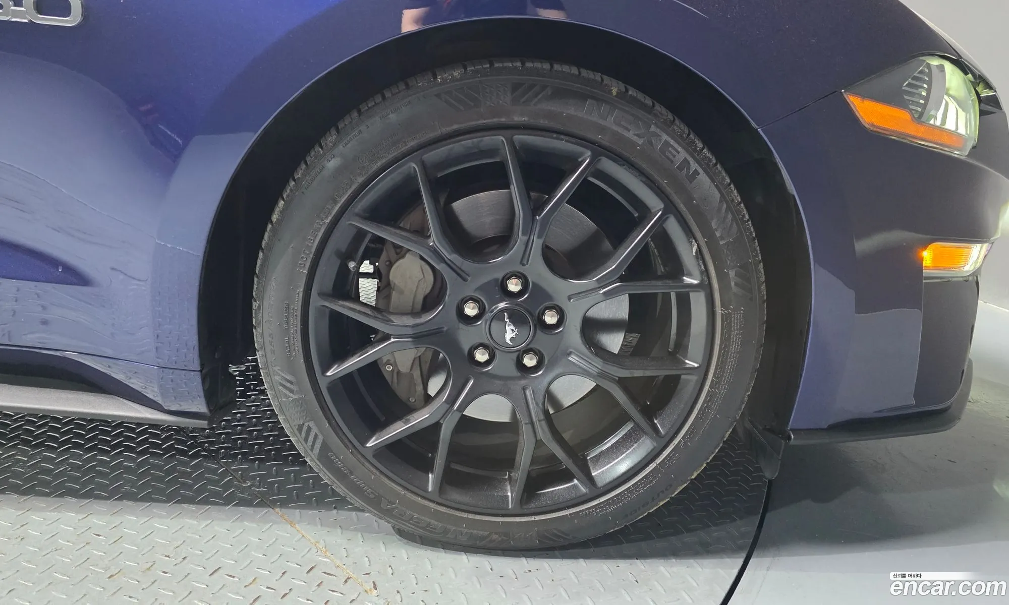 Ford Mustang 2019 1FA6P8THXK5202989 — 8