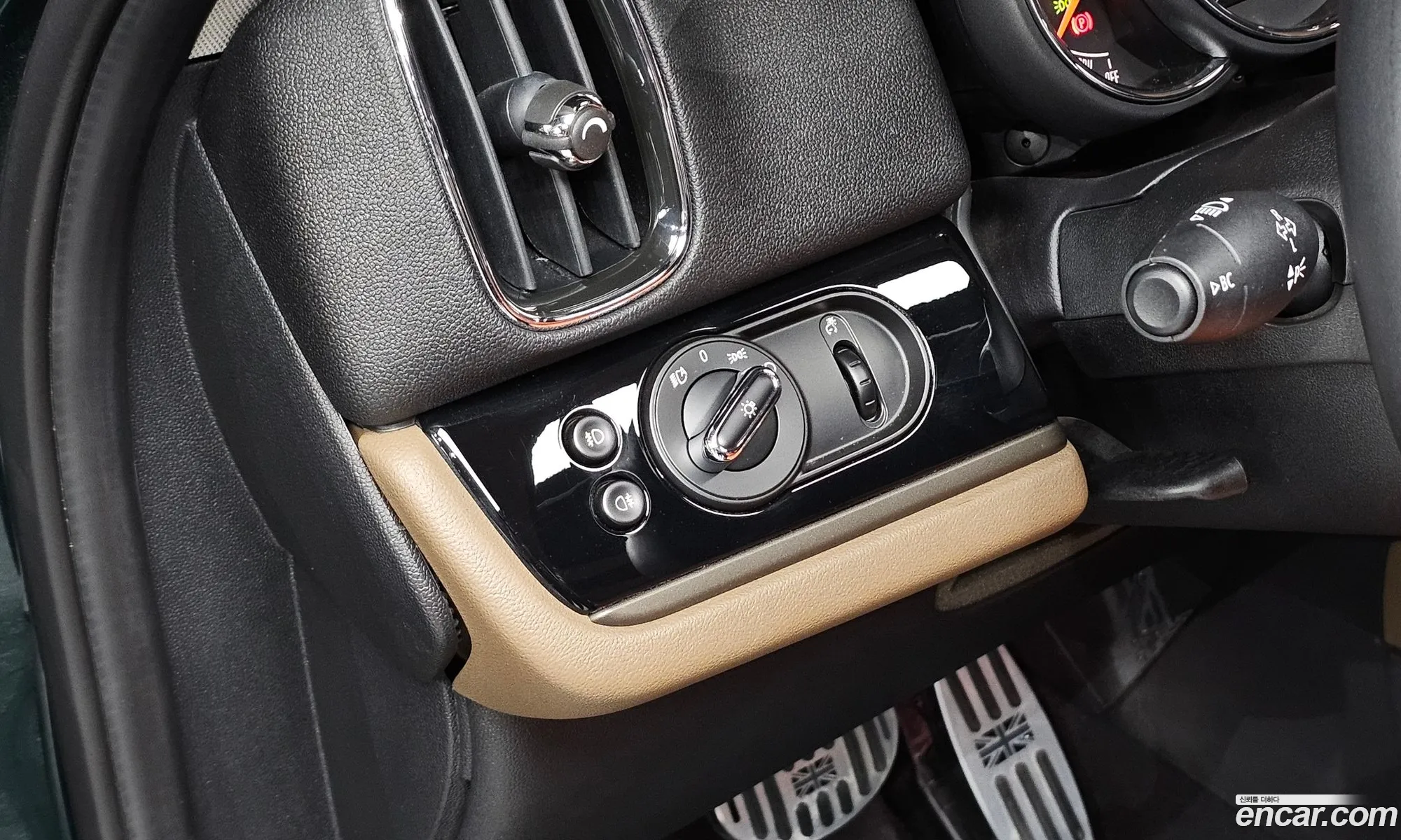 Mini Cooper Countryman 2019 WMWYU9105K3H02116 — 17