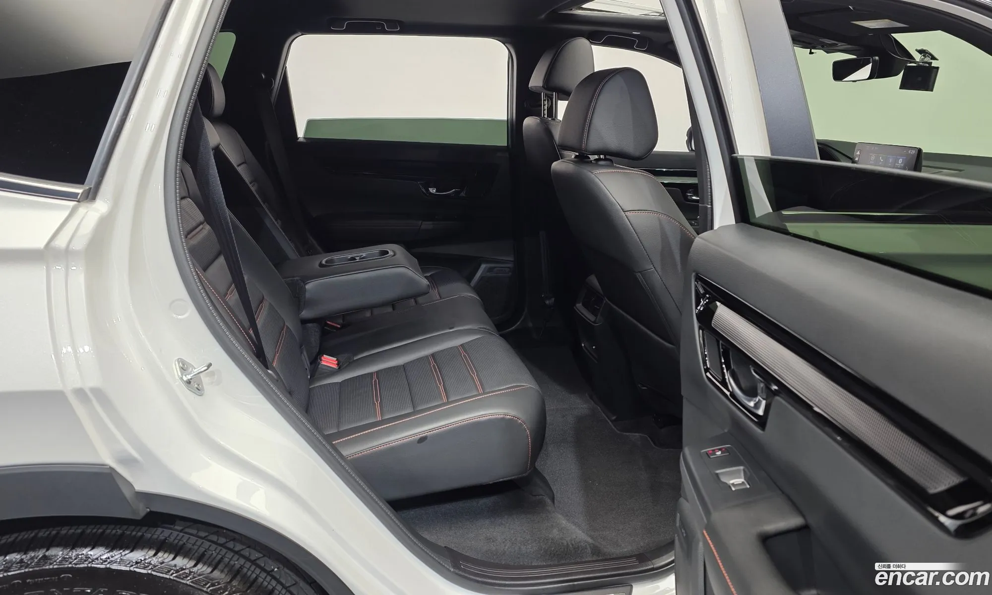 Honda CR-V 6th Gen 2025 — 8