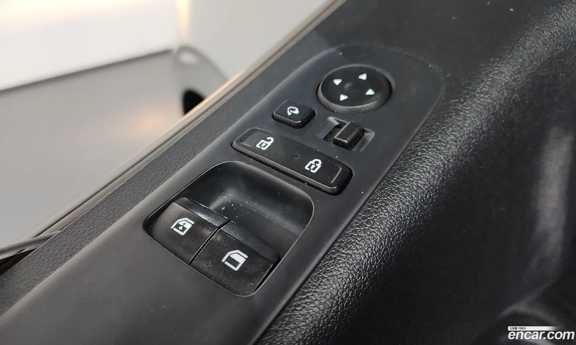 Hyundai Staria 2022 — 29