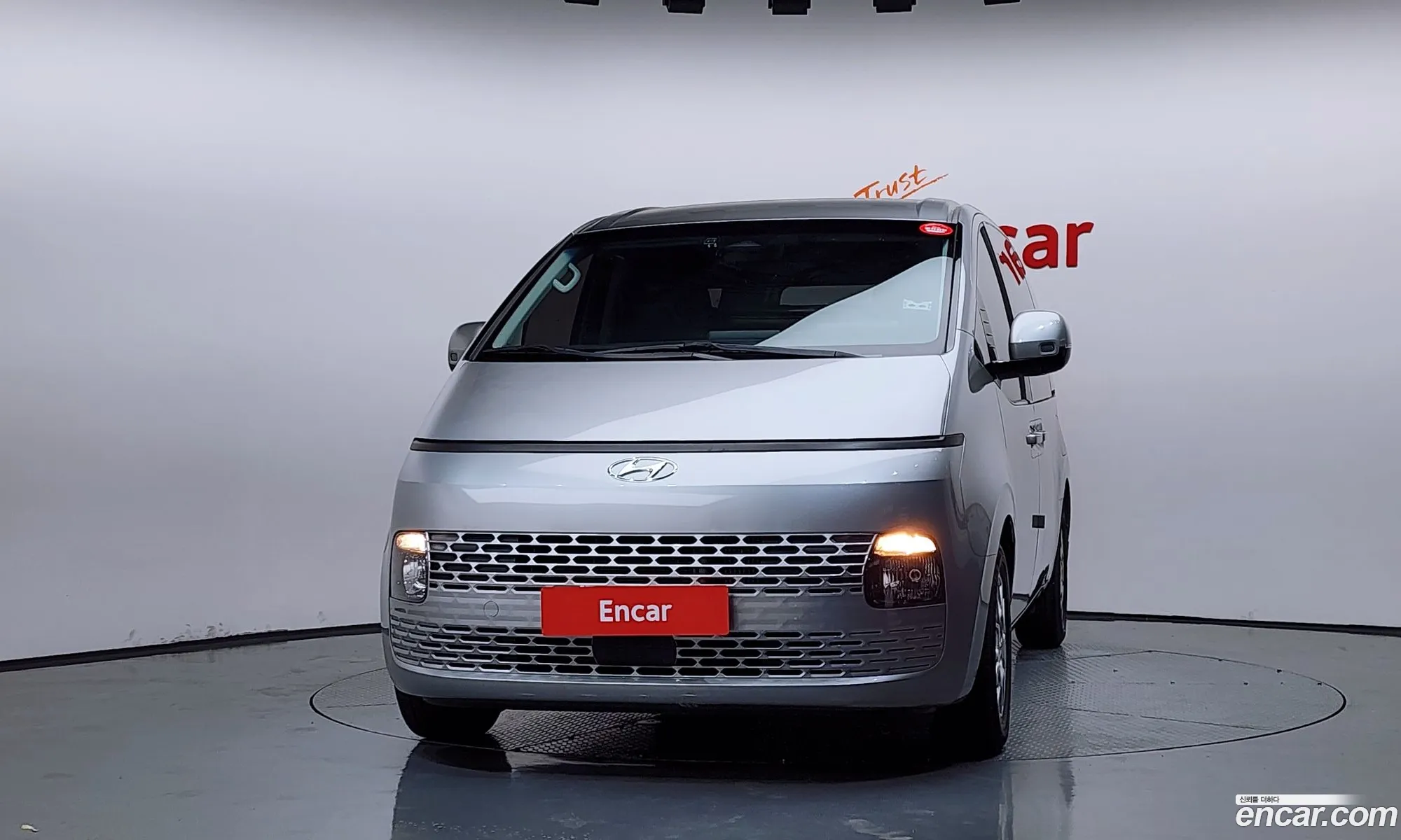 Hyundai Staria 2022 — 26