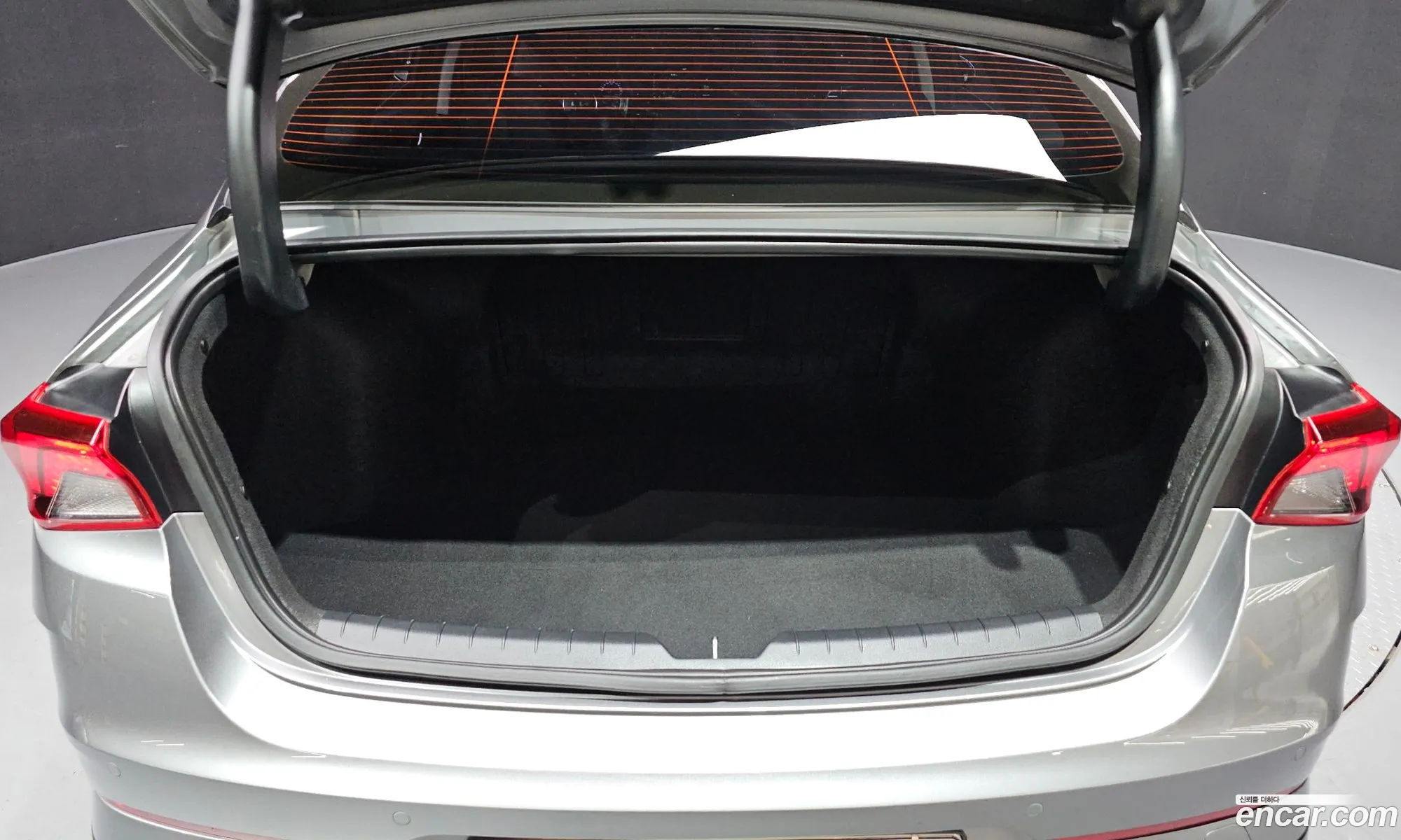 Kia K5 2022 KNAG241ABPA202776 — 2