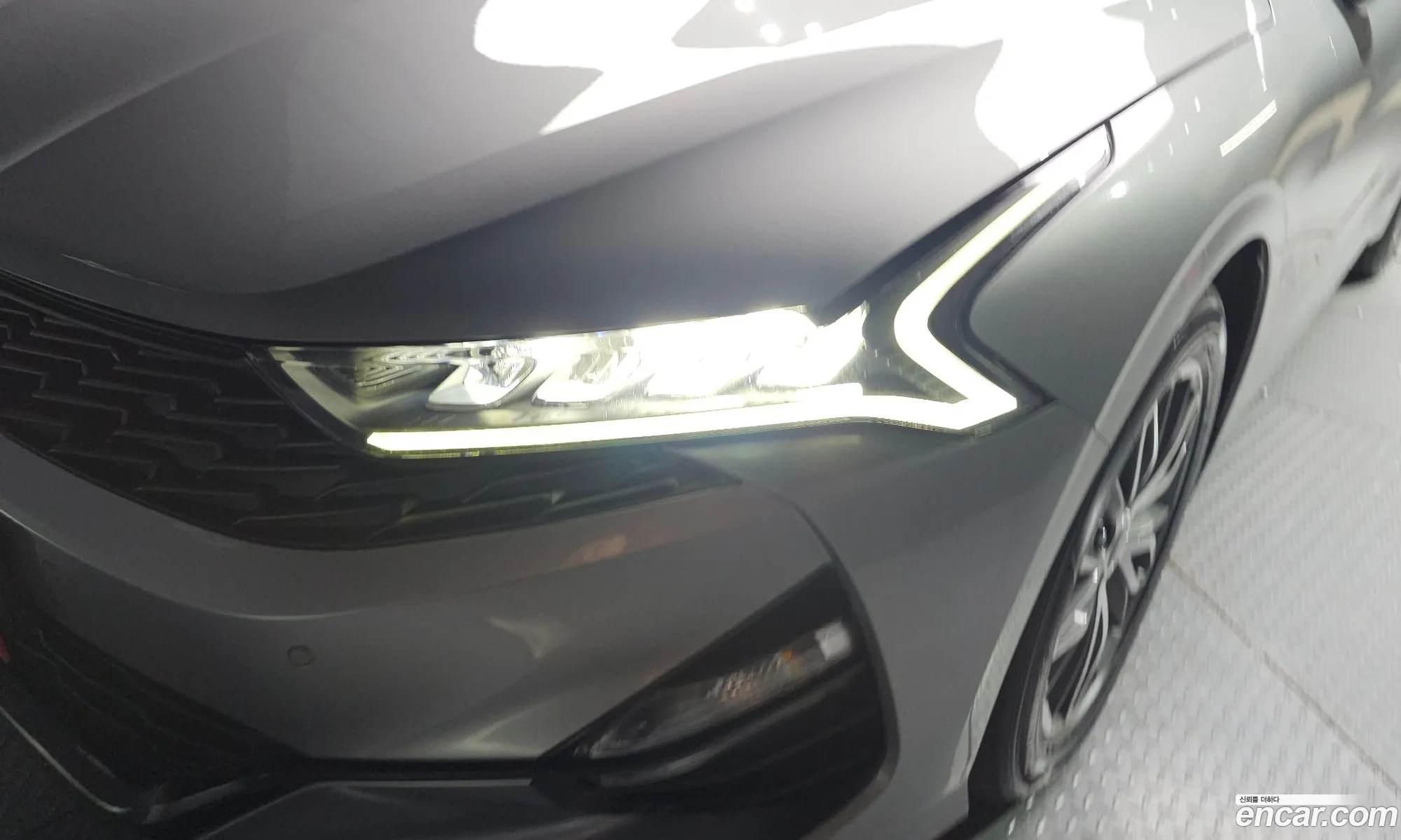Kia K5 2022 KNAG241ABPA202776 — 24