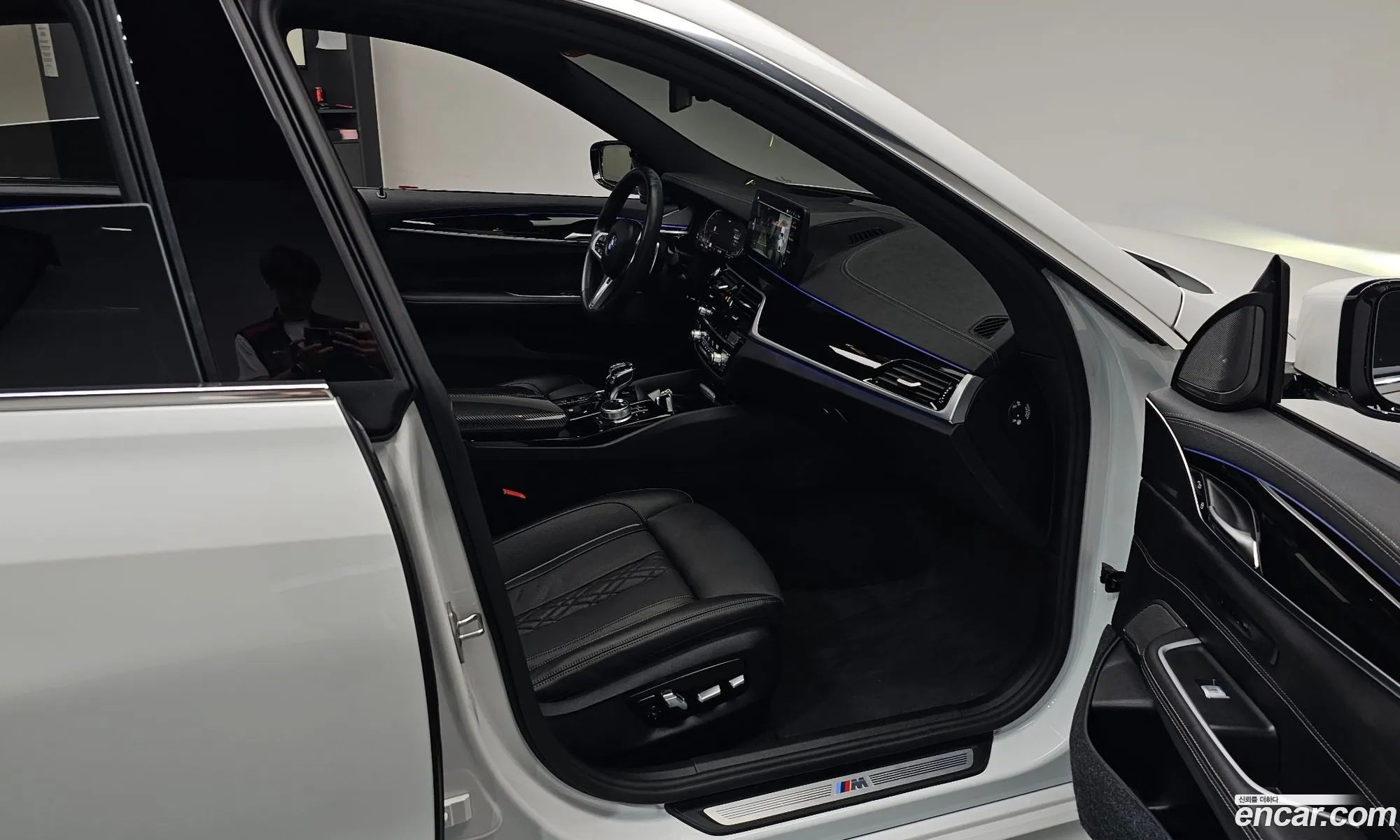 BMW 6 Series GT 2023 — 29
