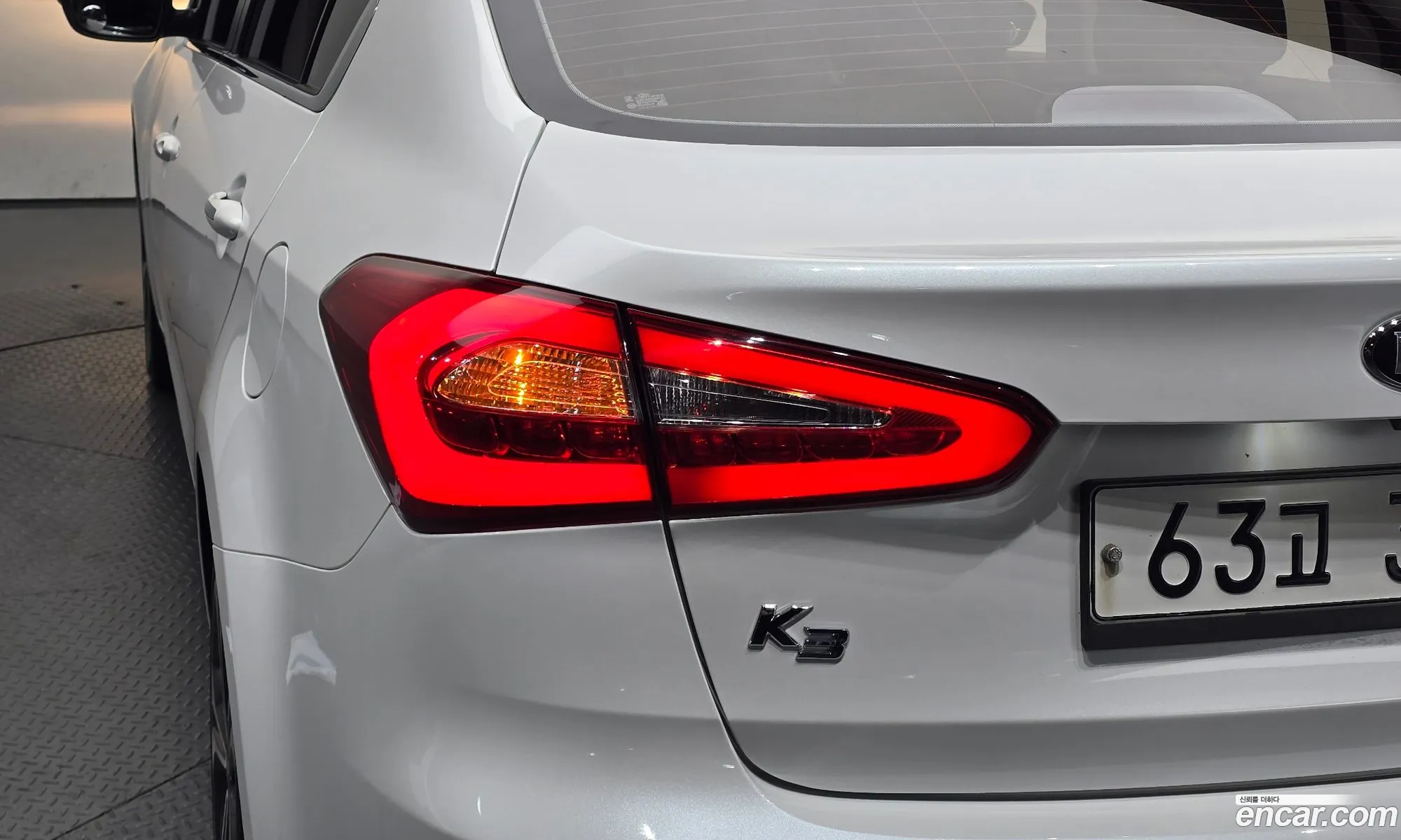 Kia K3 2014 — 26