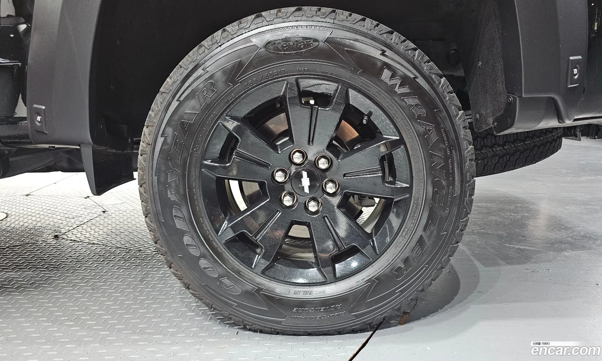 Chevrolet (GM Daewoo) Real New Colorado 2022 — 23