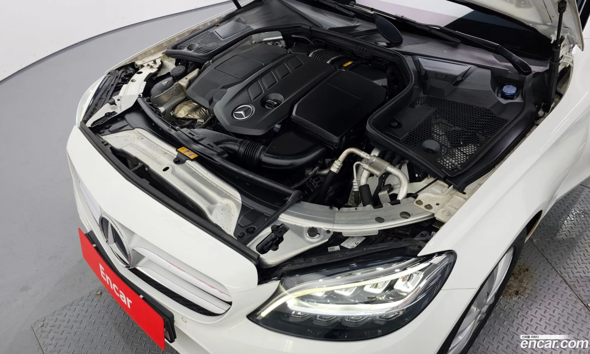 Mercedes-Benz C-Class W205 2019 — 14