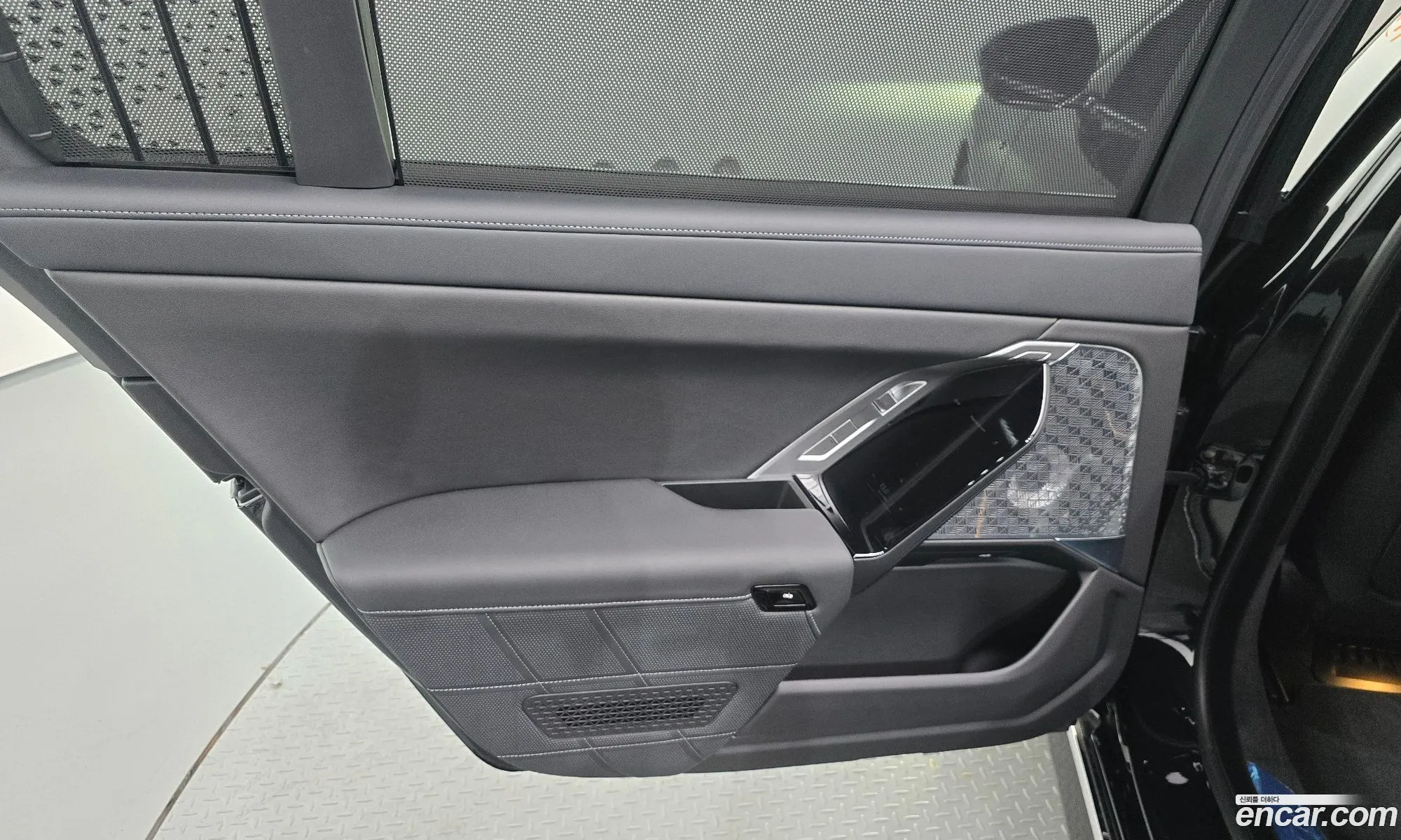 BMW i7 2025 — 21