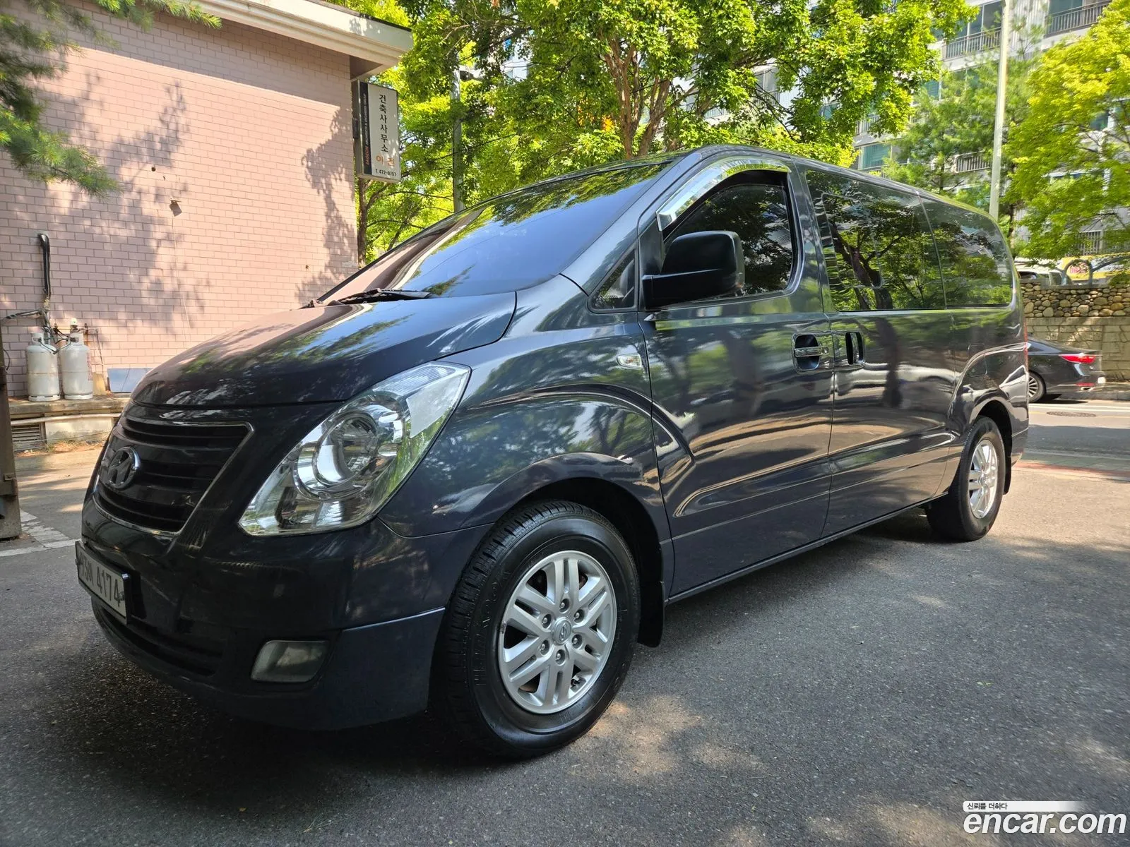 Hyundai Grand Starex 2015 — 17