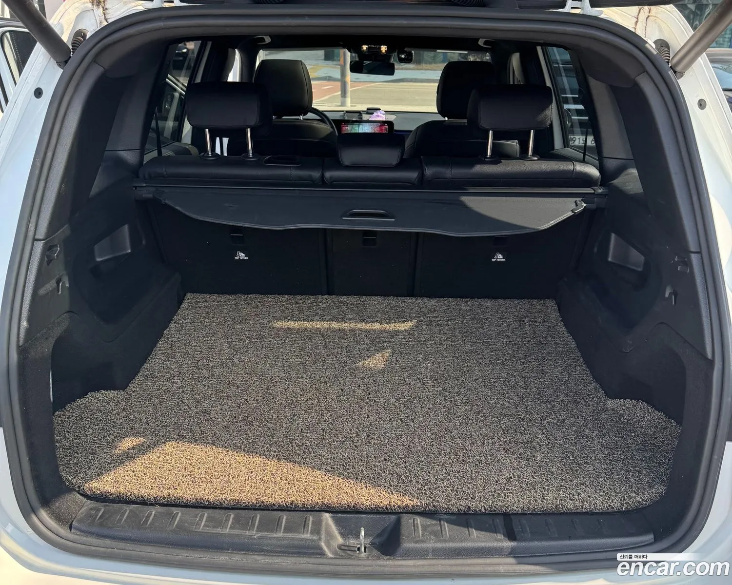 Mercedes-Benz GLB-Class X247 2021 — 12