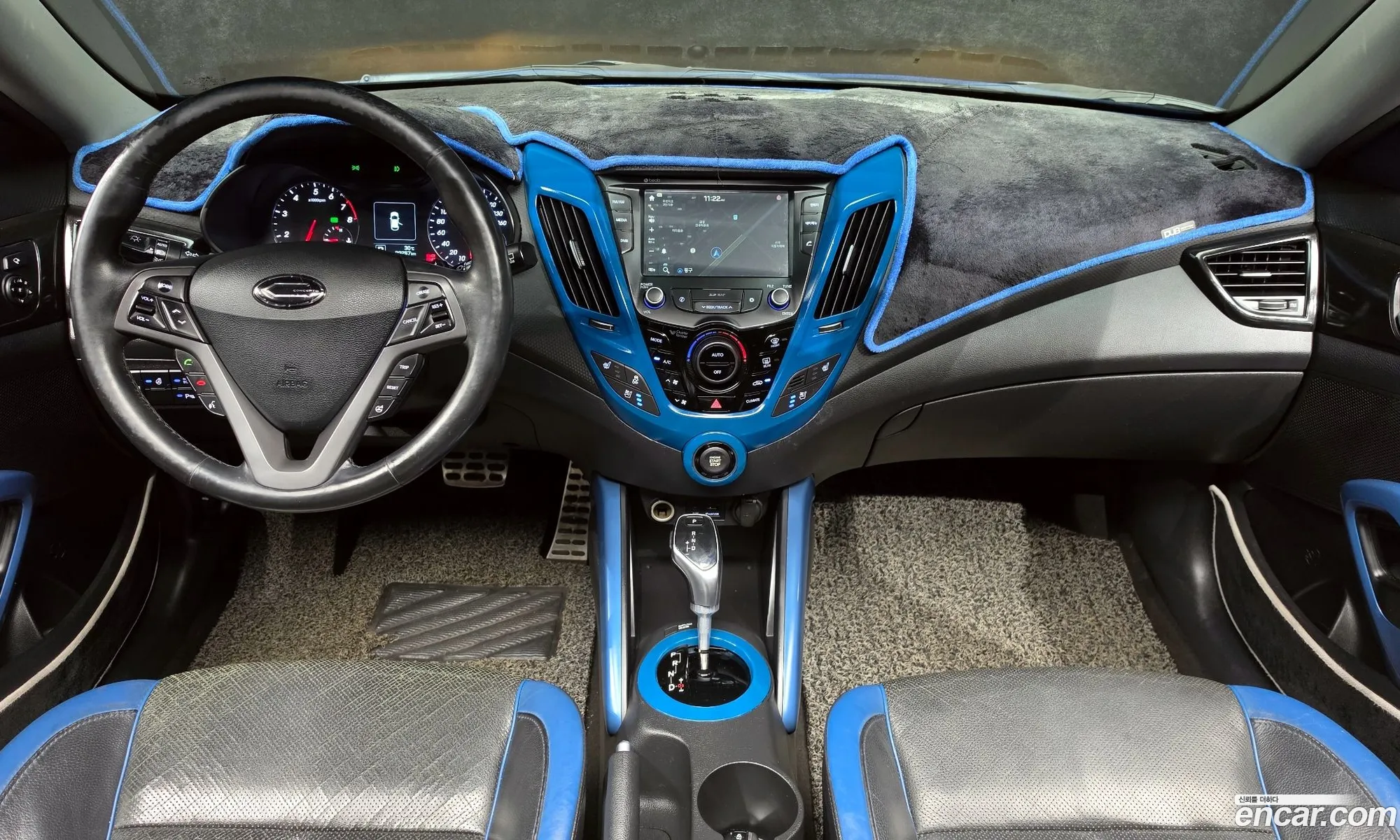 Hyundai Veloster 2013 — 11