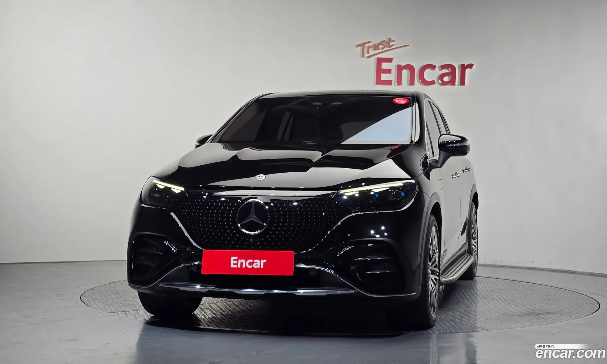 Mercedes-Benz EQE SUV X294 2023 — 17
