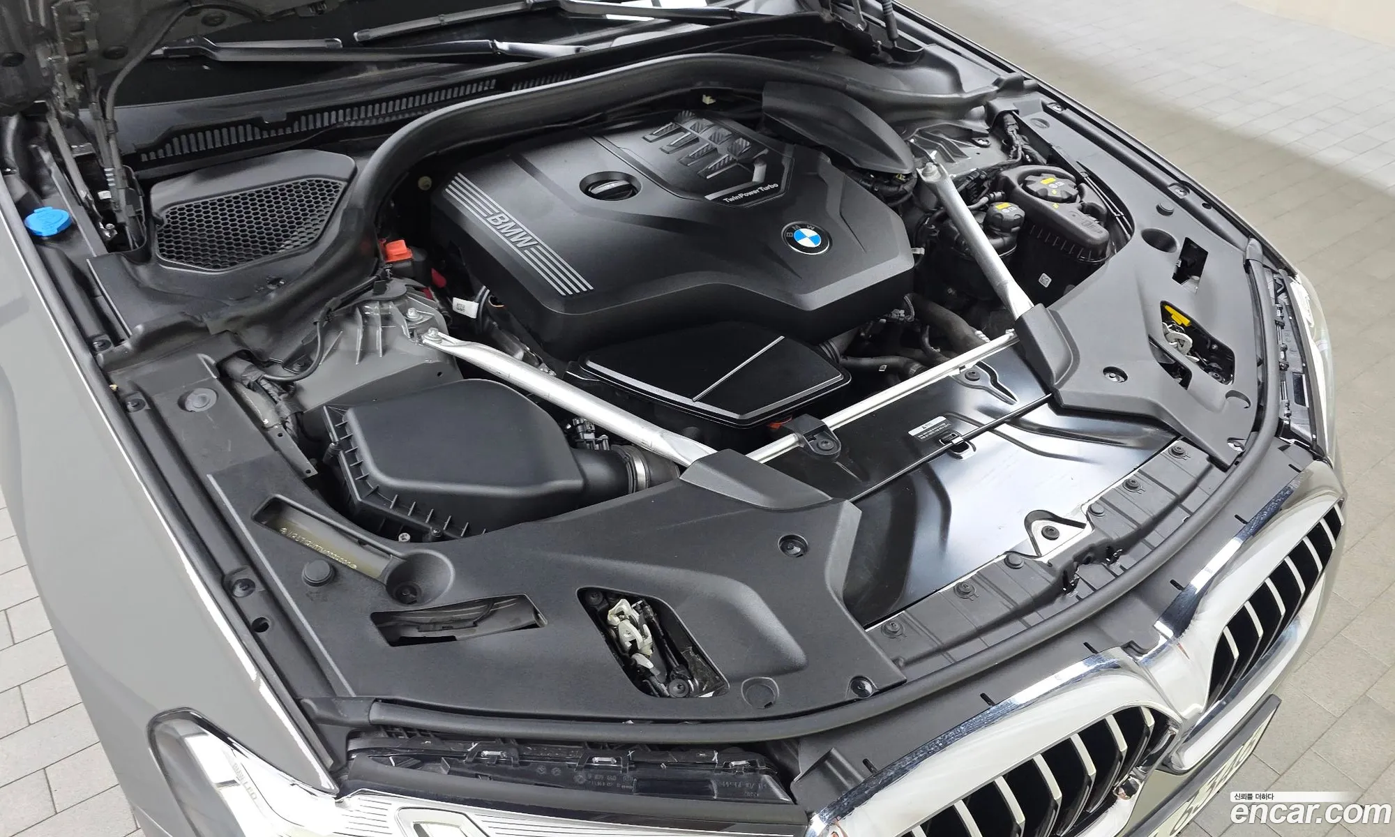 BMW 5 Series 2021 — 28