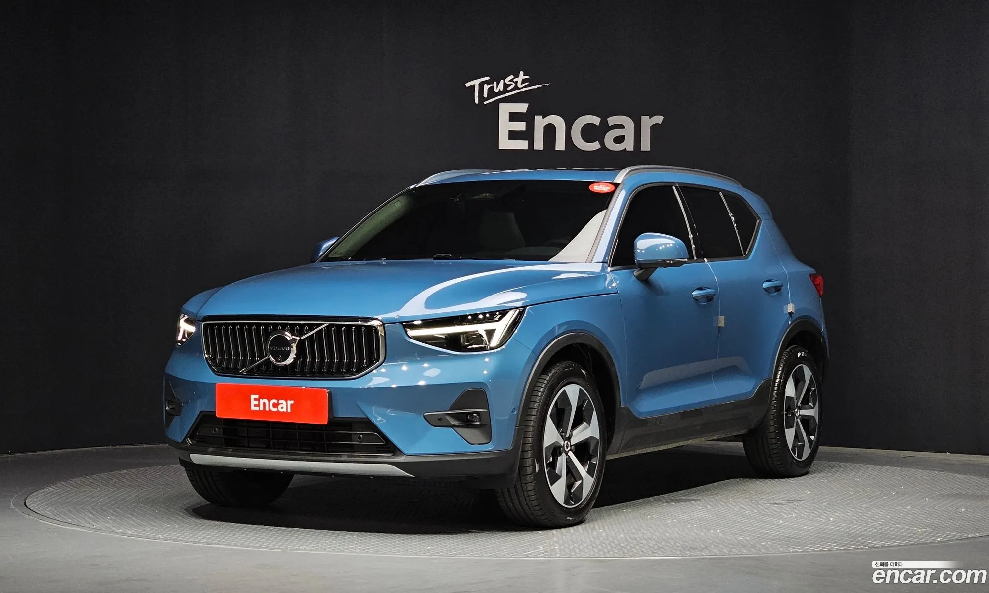 Volvo XC40 2025 — 34