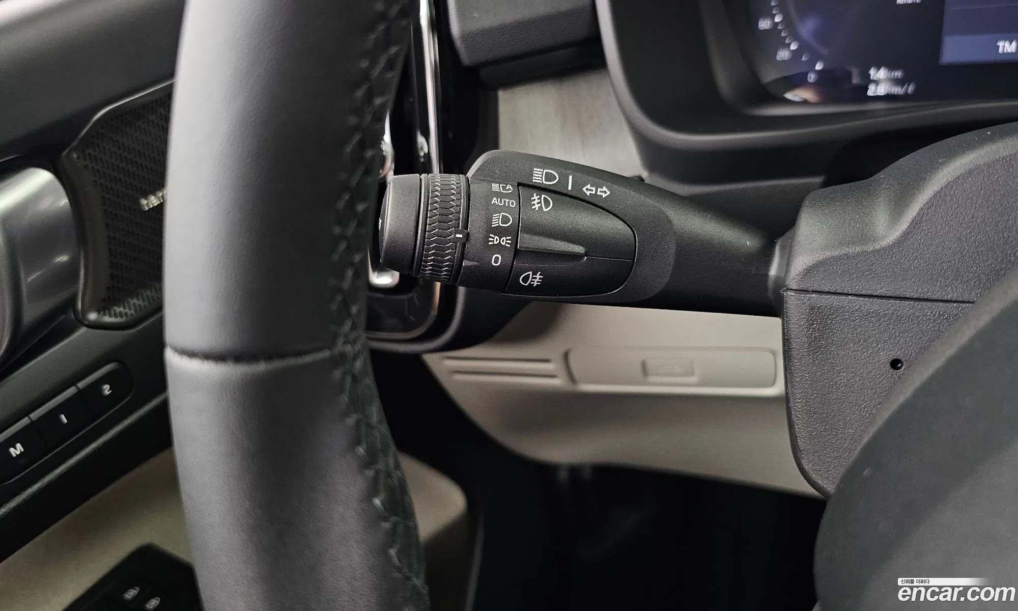 Volvo XC40 2025 — 6