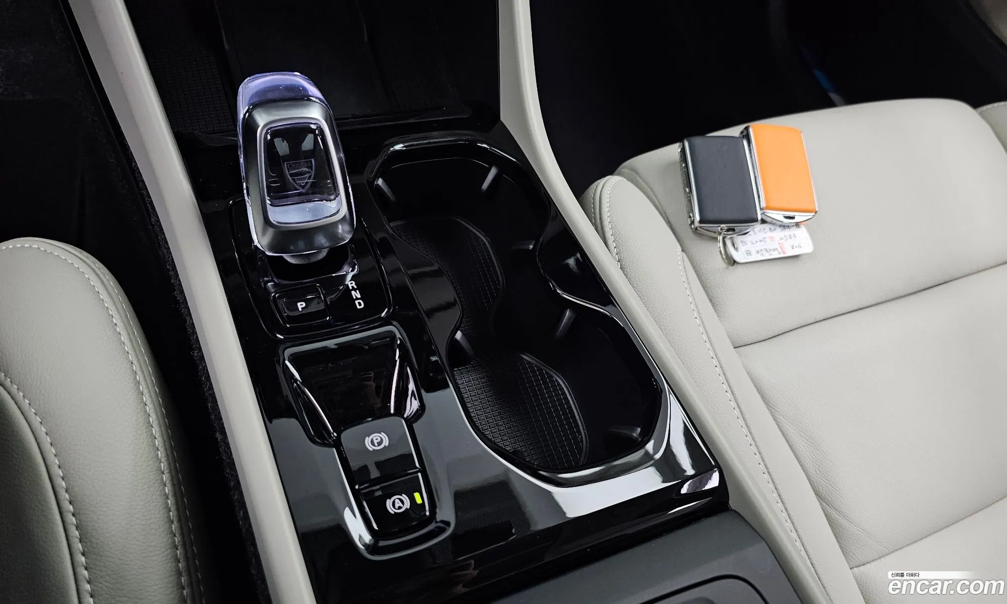 Volvo XC40 2025 — 13