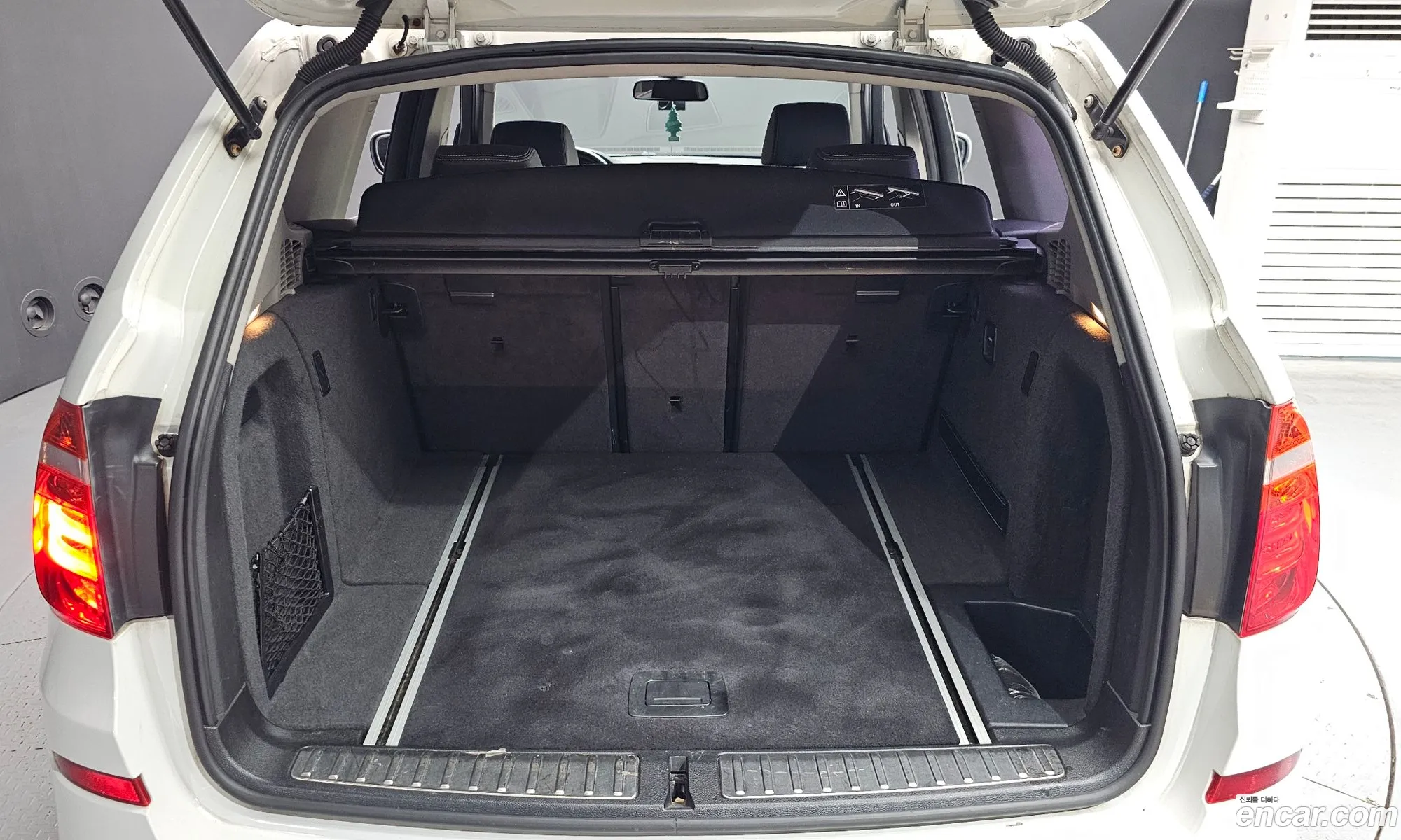 BMW X3 2011 — 16