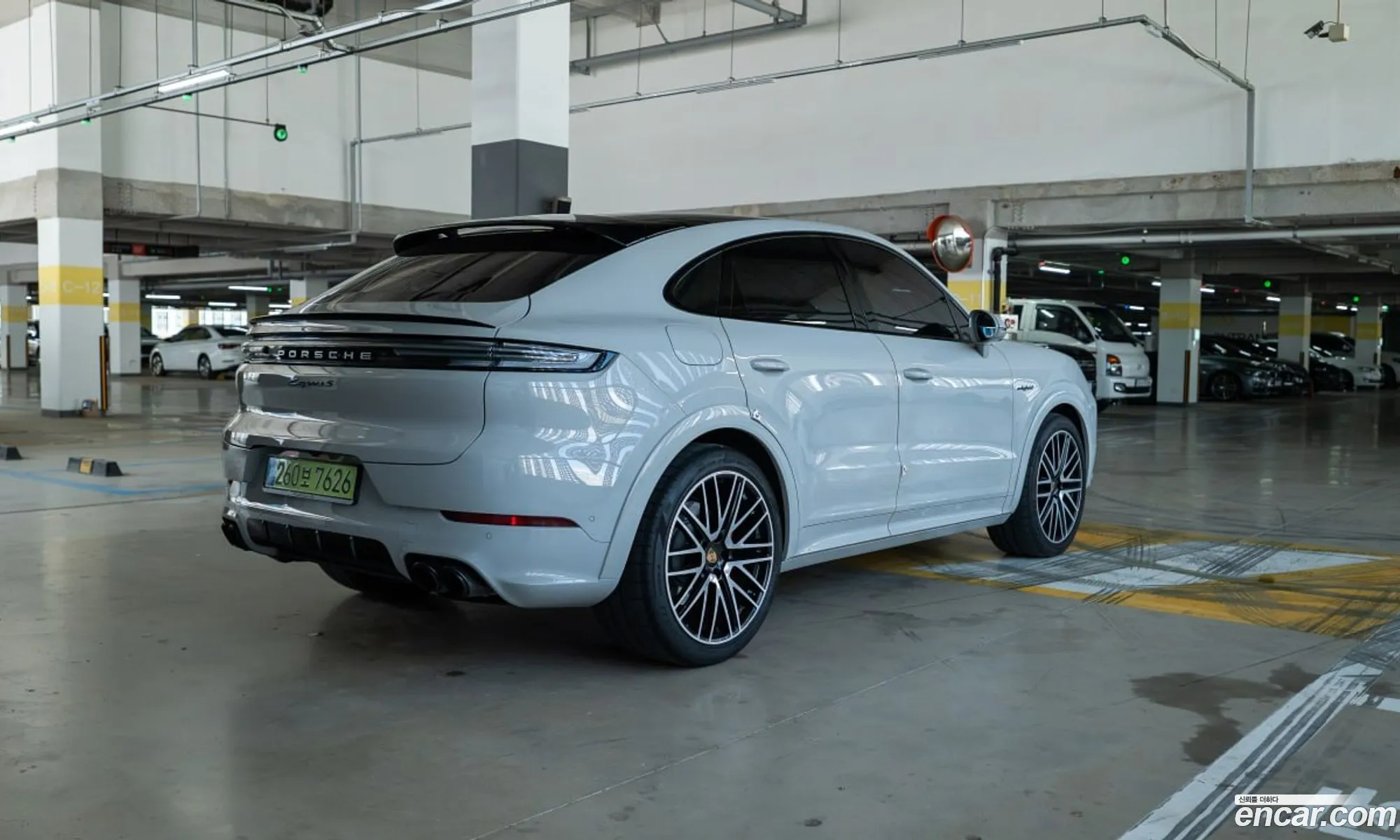 Porsche Cayenne 2025 — 13