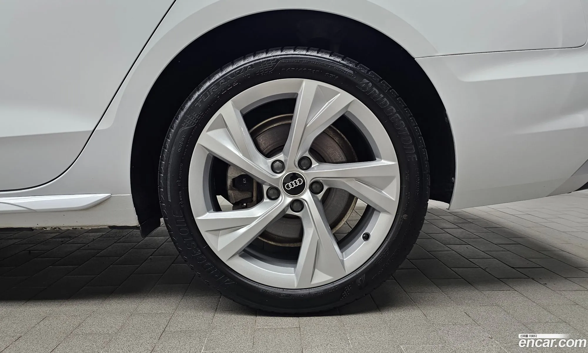 Audi A4 2021 WAUZZZF40MA059641 — 30