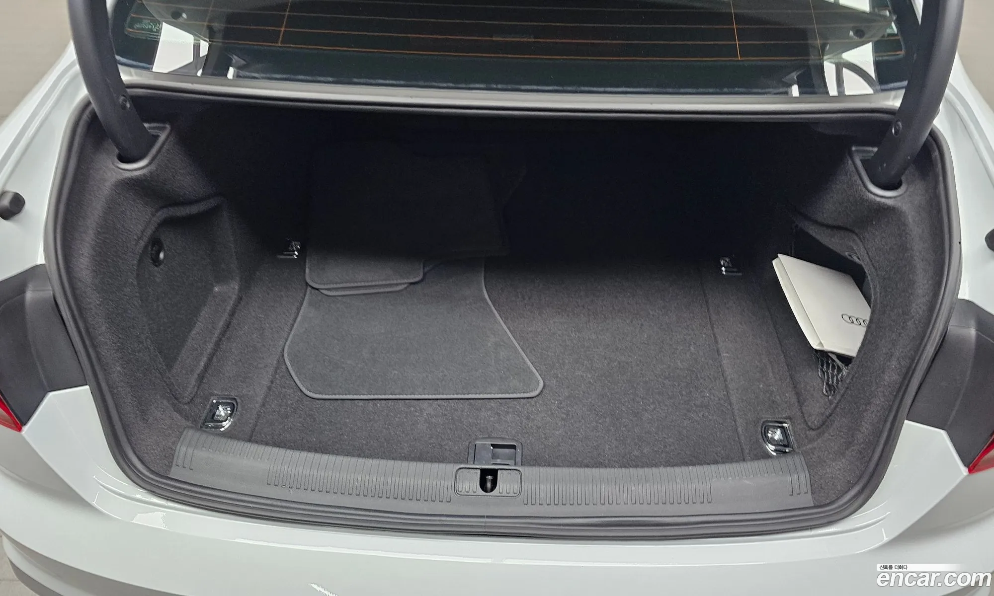 Audi A4 2021 WAUZZZF40MA059641 — 5