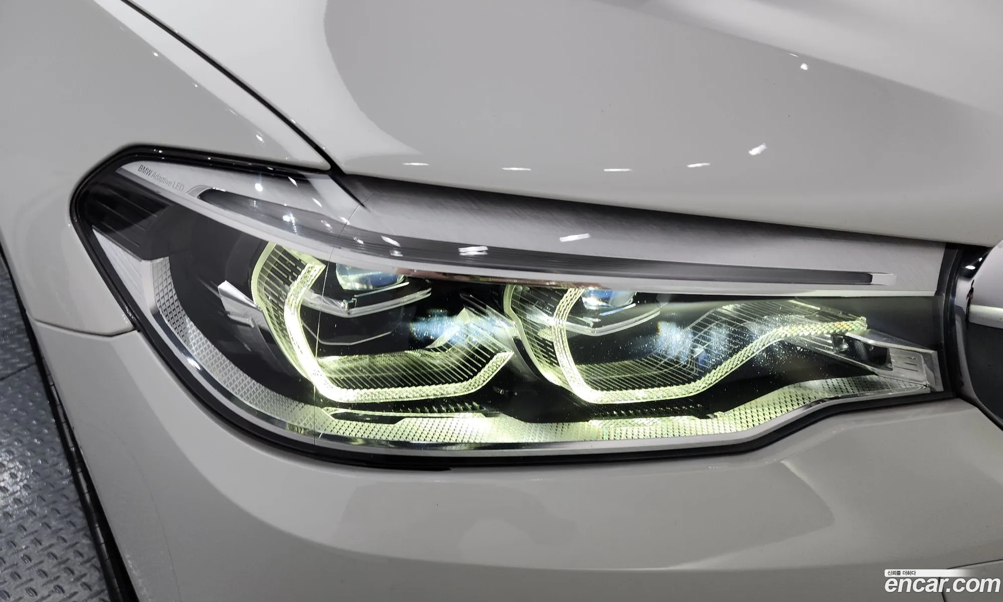 BMW 5 Series 2018 WBAJD9103JWC83150 — 19