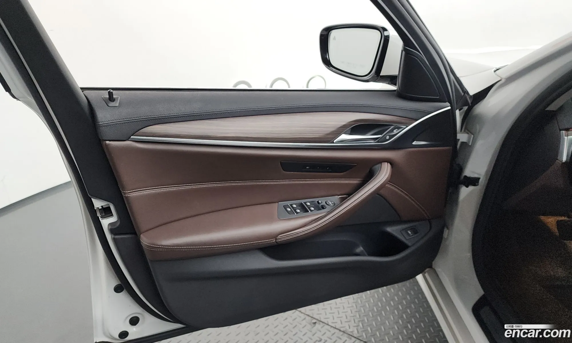 BMW 5 Series 2018 WBAJD9103JWC83150 — 22