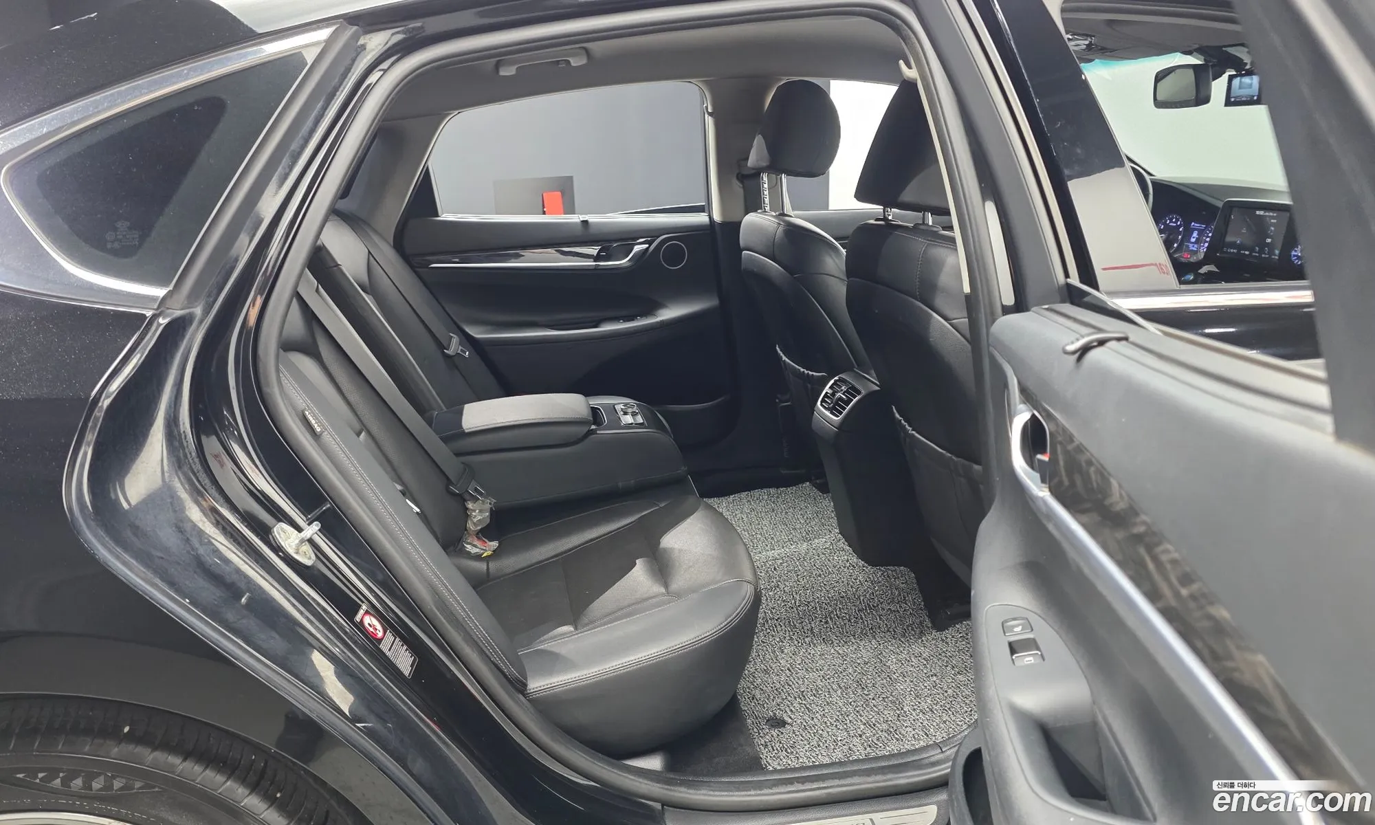 Hyundai Grandeur IG 2018 — 16