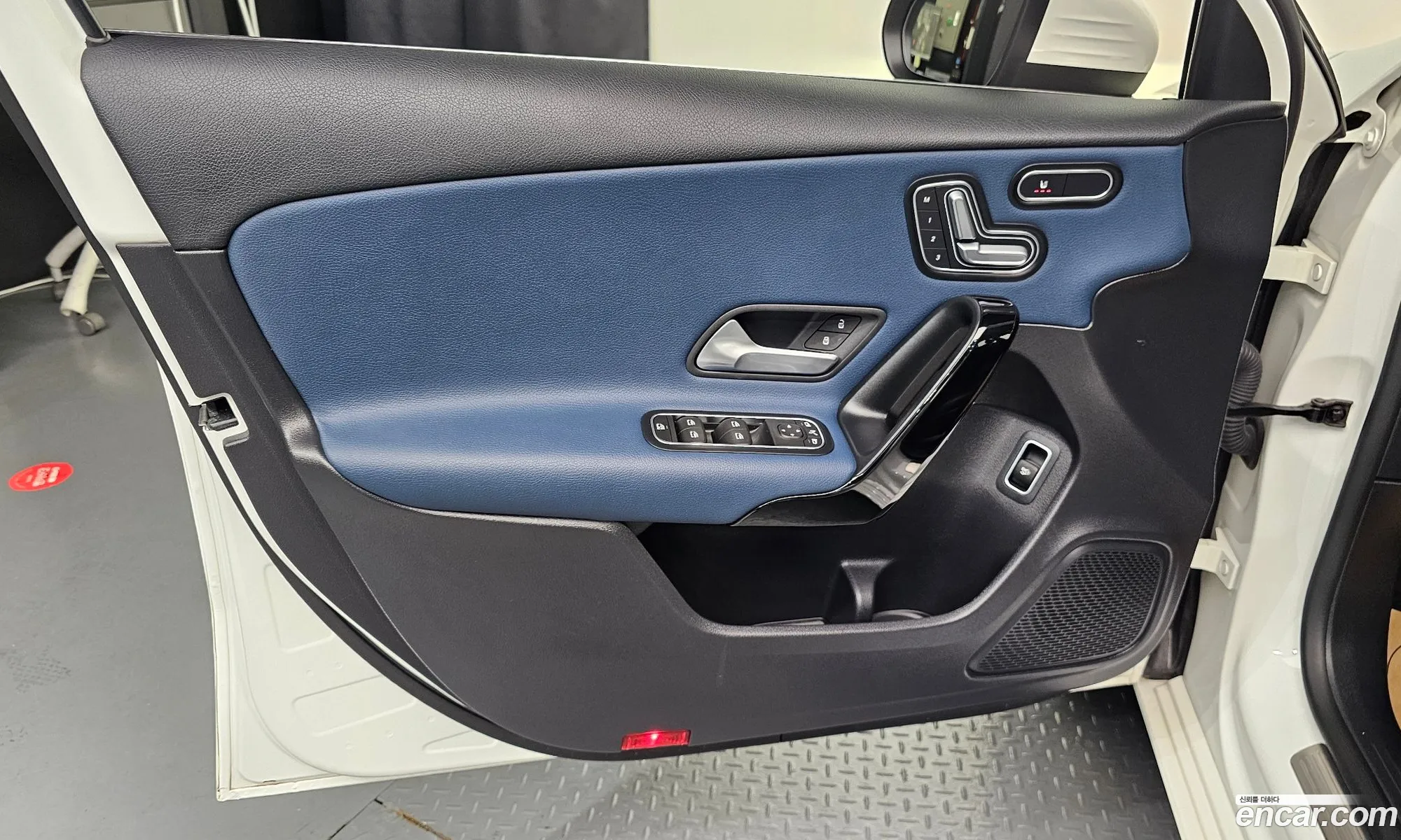 Mercedes-Benz A-Class W177 2020 — 27