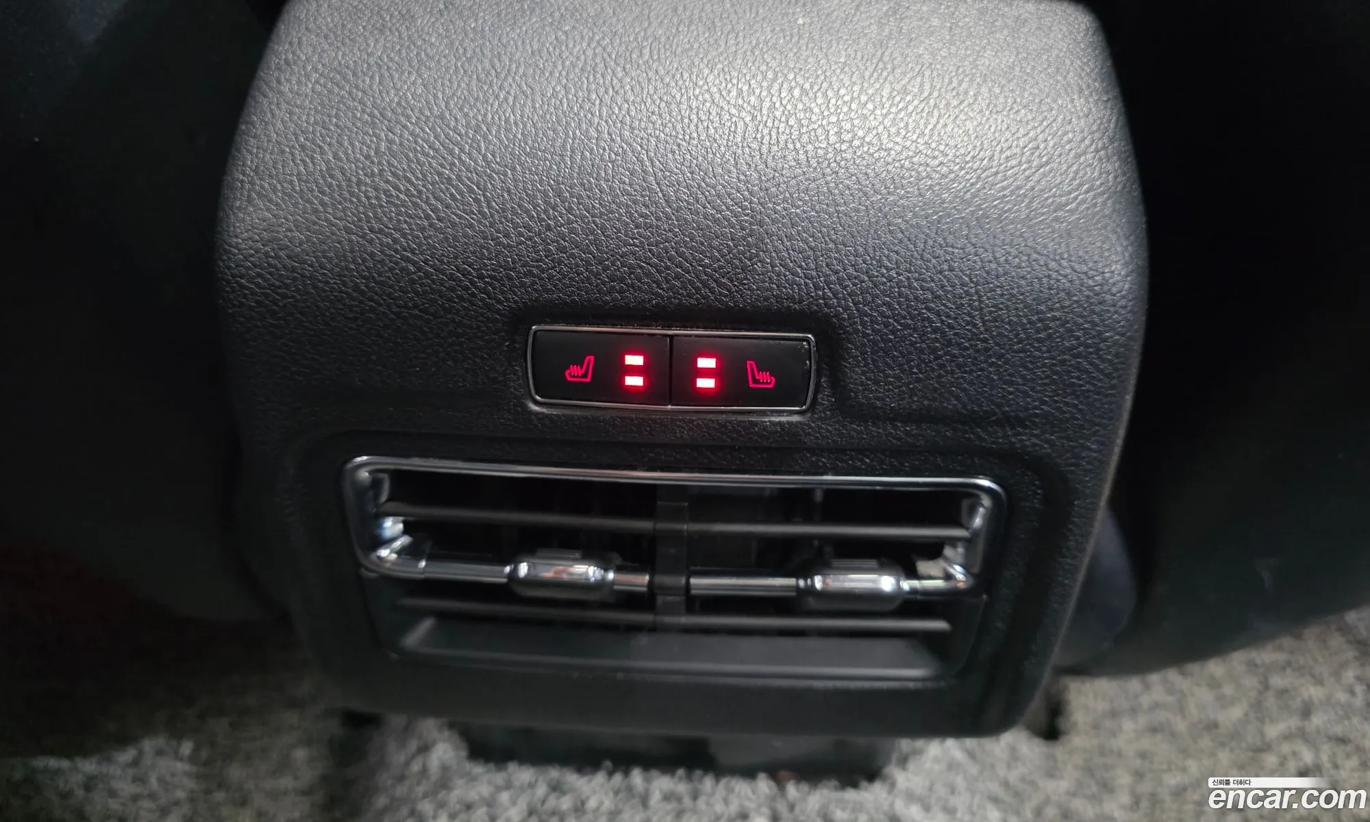 Lincoln Corsair 2021 5LMCJ2D93MUL02548 — 29