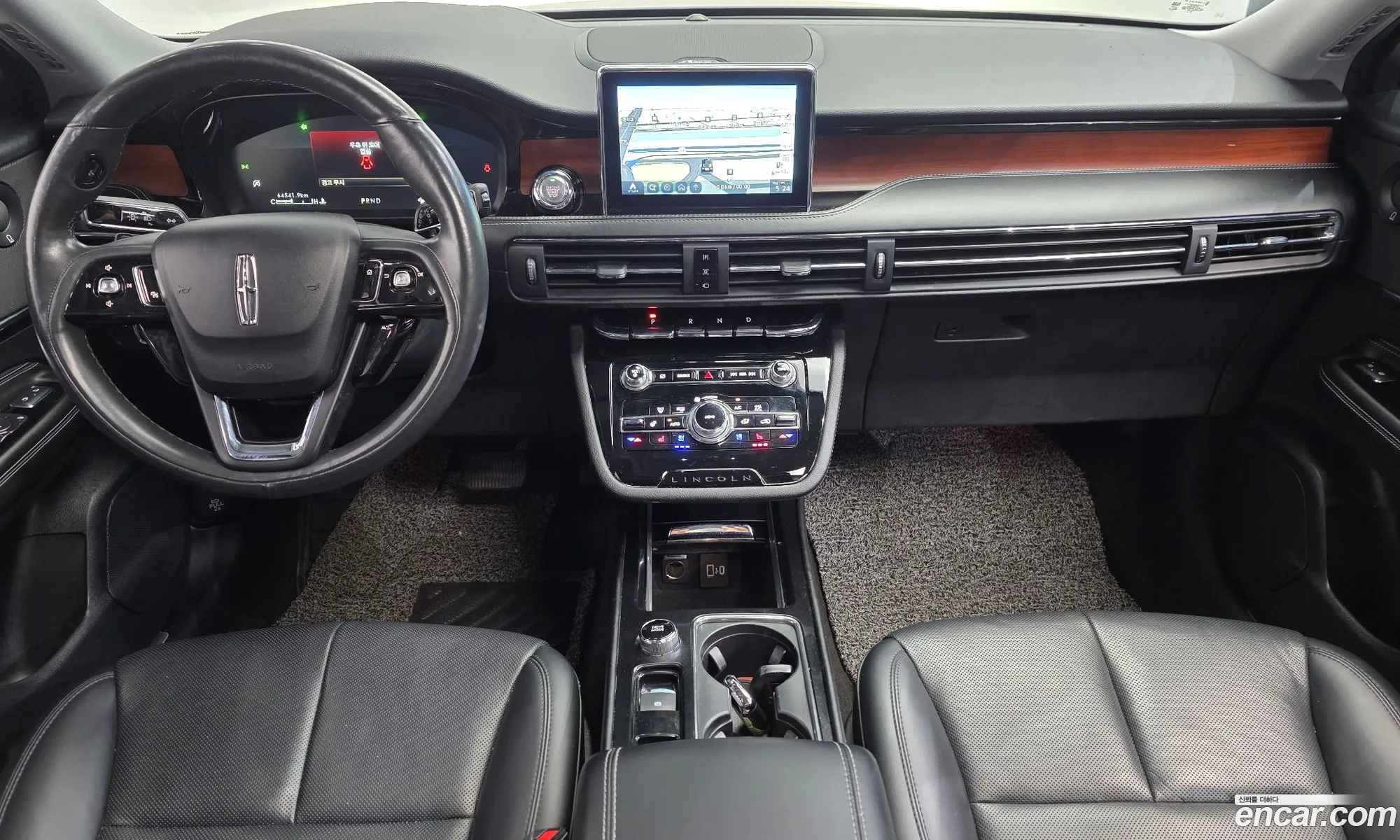 Lincoln Corsair 2021 5LMCJ2D93MUL02548 — 16