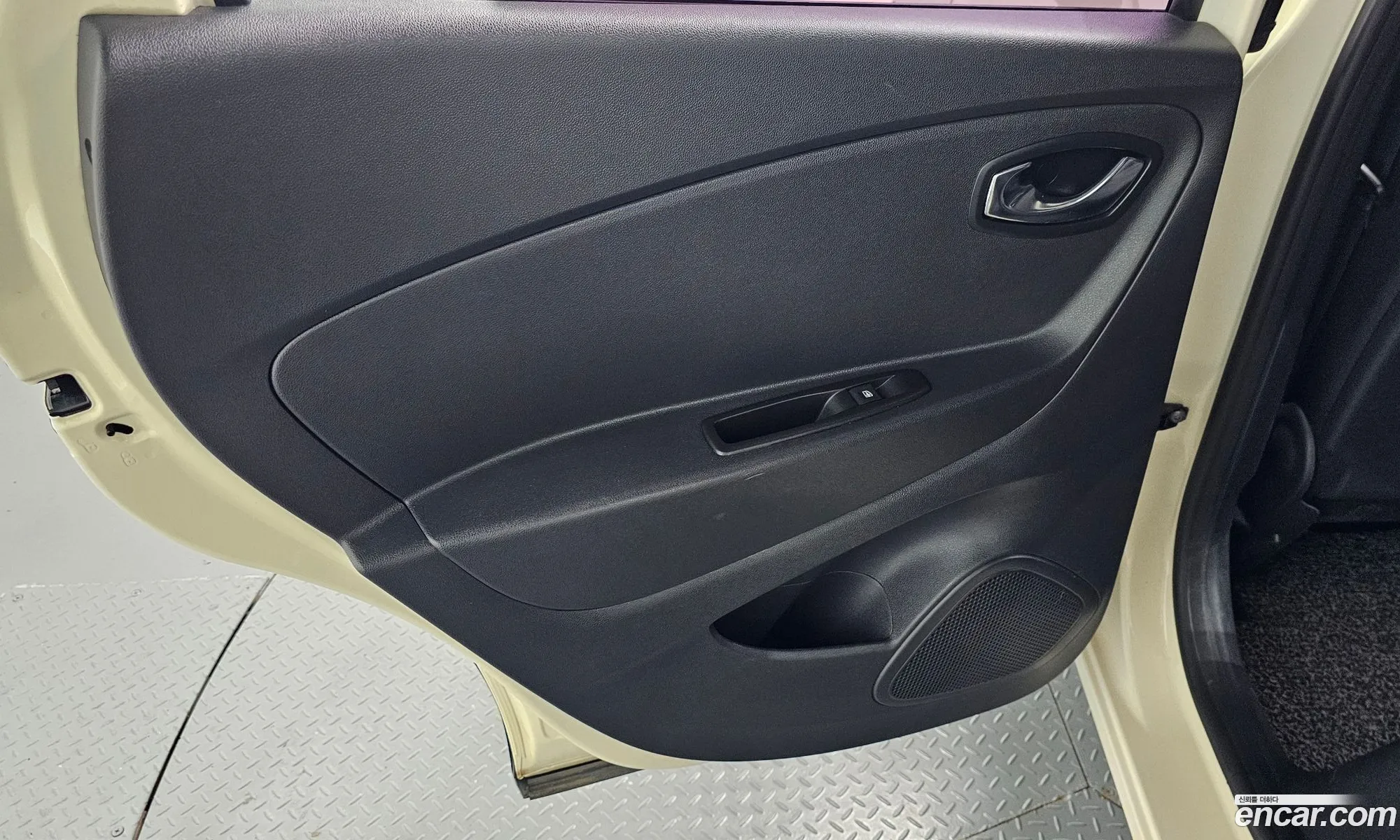 Renault Korea (Samsung) QM3 2017 — 10